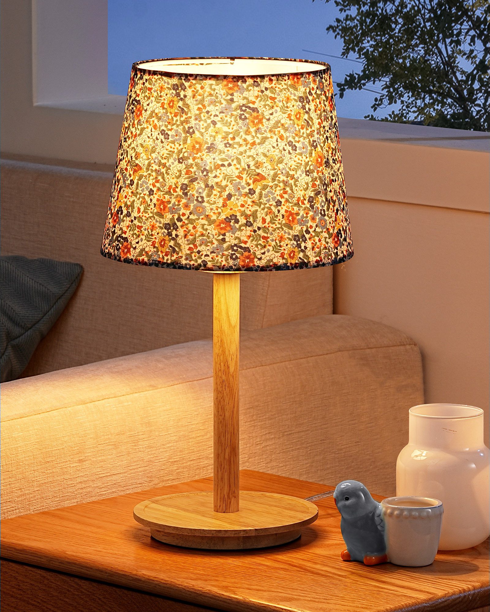 EDISHINE Nachttischlampe Landhaus Stoffschirm mit Vintage-Blumenmuster, LED wechselbar, 2700K Warmweiß, Tischlampe mit Massivholzsockel, 2700K Warmweiß, inkl. 4W LED