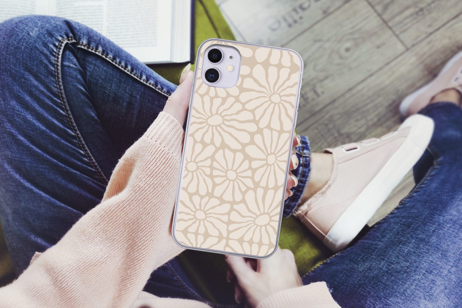 MuchoWow Handyhülle für Apple iPhone 11 Floral - Druck - Beige - Braun - Minimalistisch, Smartphone-Bumper, Print, Handy Schutzhülle Dünn
