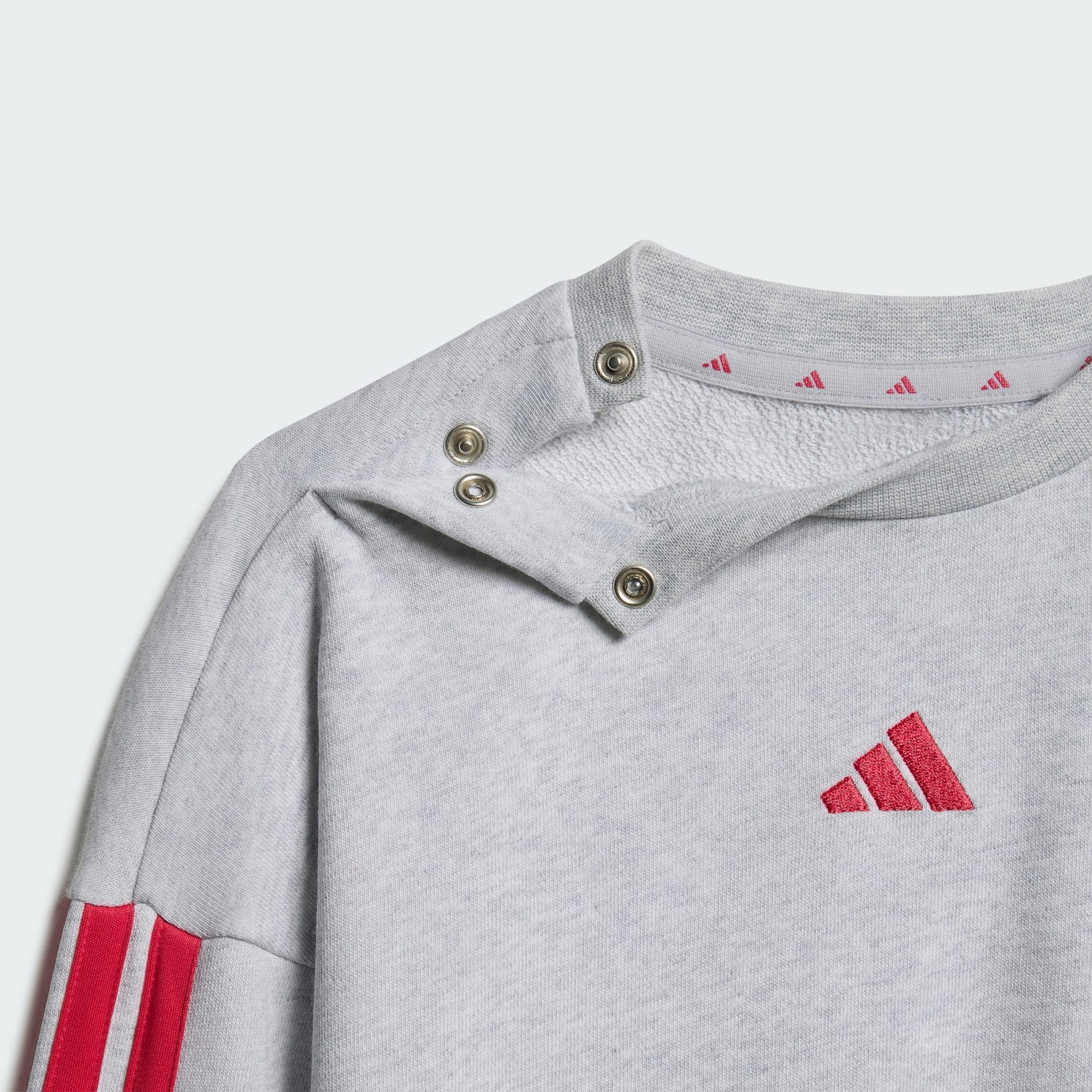 adidas Sportswear Trainingsanzug ESSENTIALS KIDS JOGGINGANZUG (1-tlg) – Bild 2 von 5