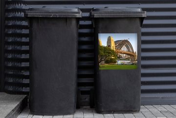 MuchoWow Wandsticker Sydney Harbour Bridge in Australien am Nachmittag (1 St), Mülleimer-aufkleber, Mülltonne, Sticker, Container, Abfalbehälter