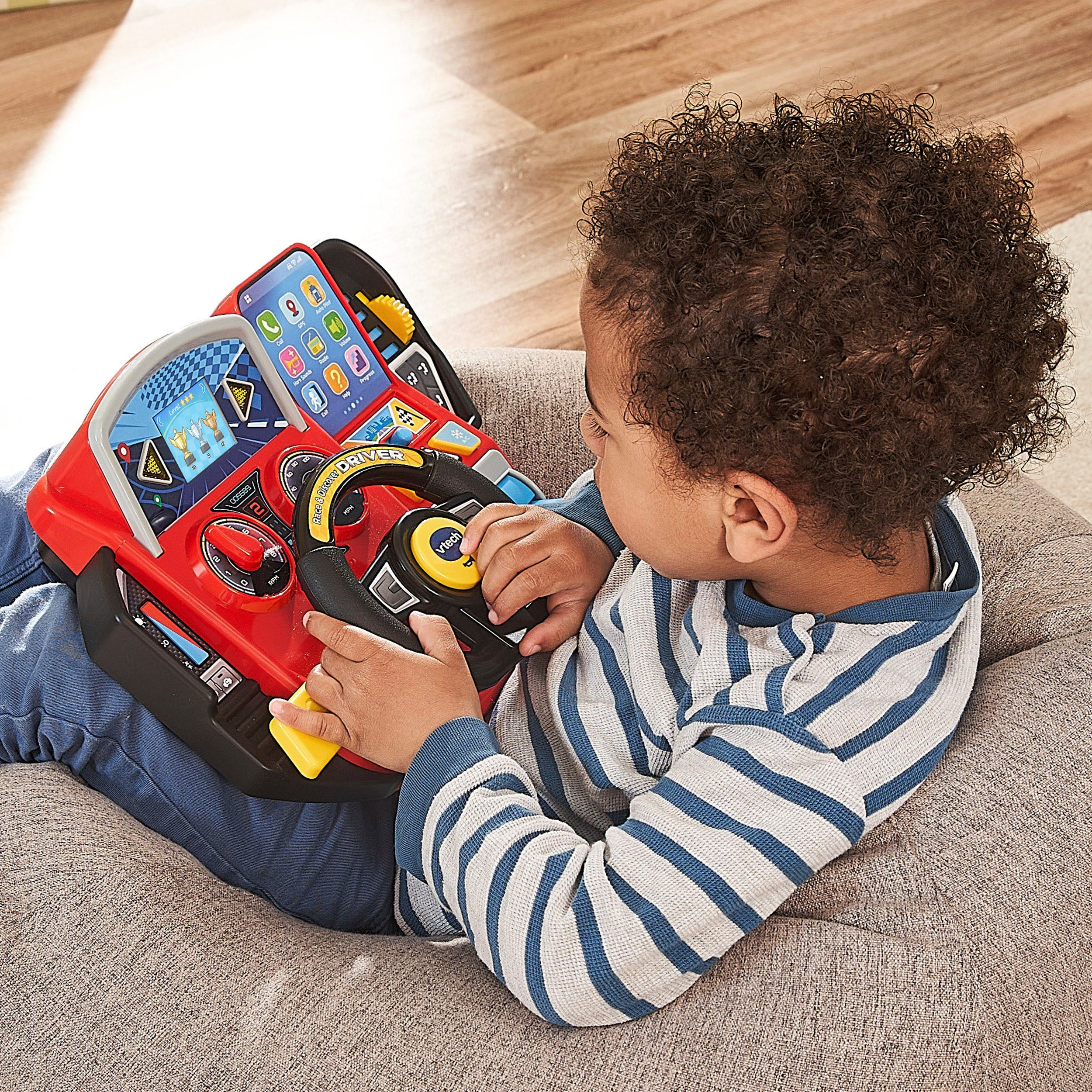 Vtech® Lernspielzeug Abenteuer Lernlenkrad, mit LCD-Farbbildschirm