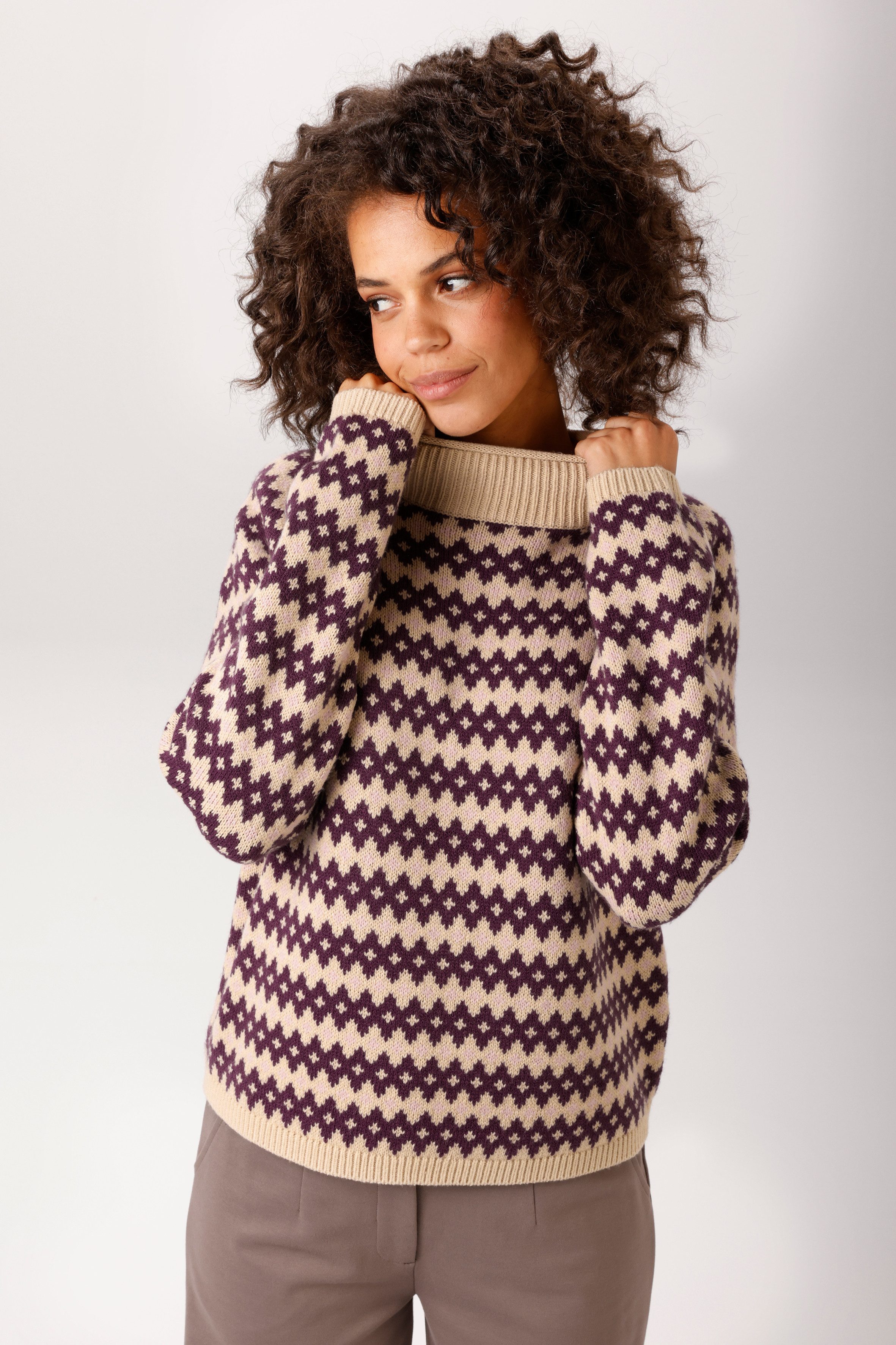 Aniston CASUAL Strickpullover mit farbharmonischem Rauten-Muster - NEUE KOLLEKTION. € 29,99, (€ 29,99 pro 1 Stk).