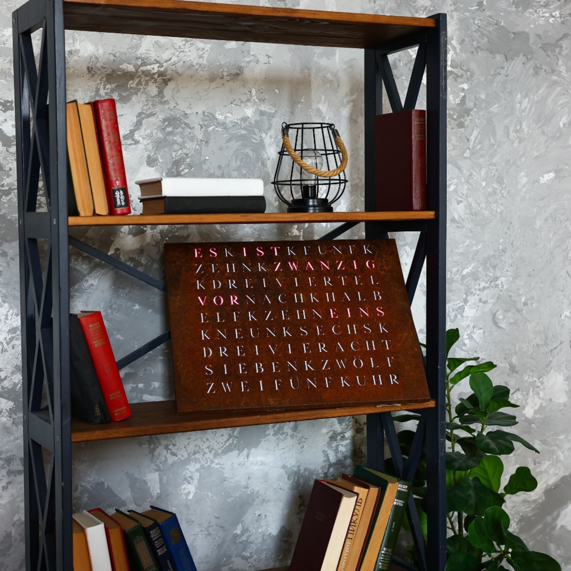 build-yours.de Wanduhr Jupiter 2.0 Industrial Editions (50 × 40 cm) (Rust Iron Edition – Smarte Wortuhr, App-Steuerung, RGBW LEDs)