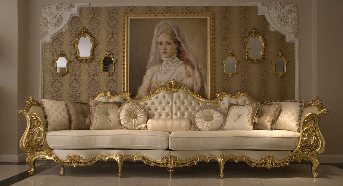 Casa Padrino Sofa Luxus Barock Wohnzimmer Sofa Creme / Gold 360 x 100 x H. 115 cm - Prunkvolles Sofa im Barockstil - Edle Barock Wohnzimmer Möbel