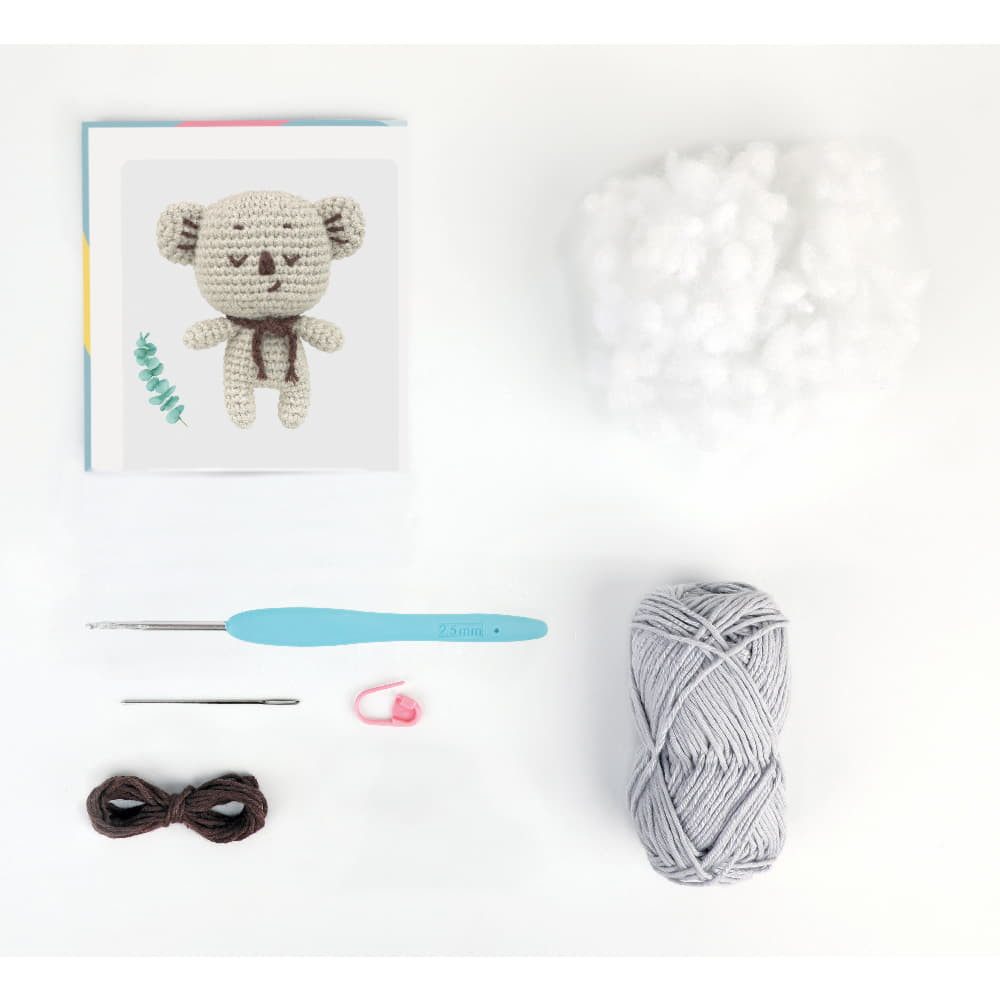 Anchor Kreativset Anker amigurumi haakpakket "Kai de Koala", 9cm, (embroidery kit by Marussia)