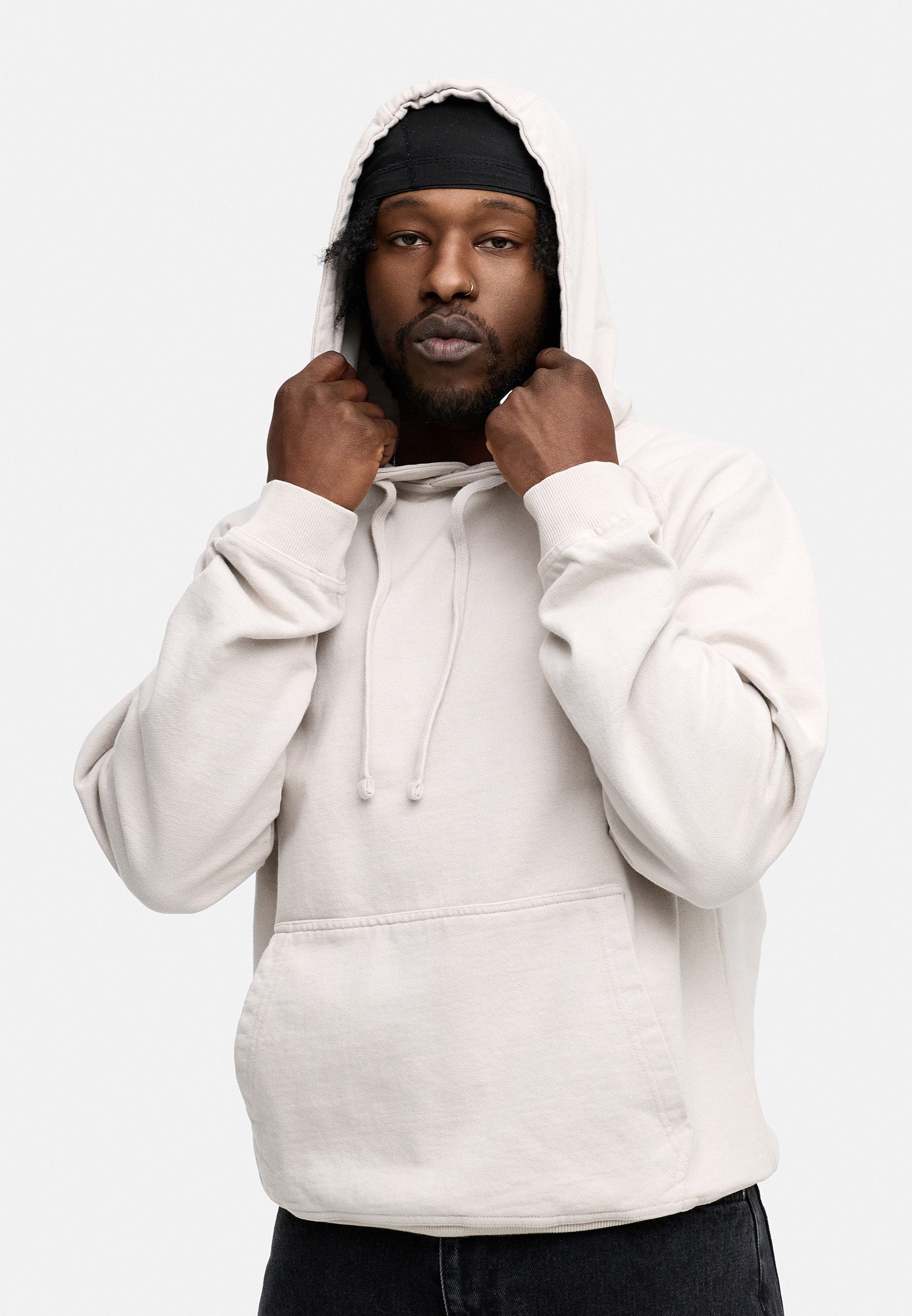BEHYPE STUDIOS Hoodie IM OVERSIZE FIT Herren Kapuzenpullover lockeres Kapuzen-Sweatshirt Sweater