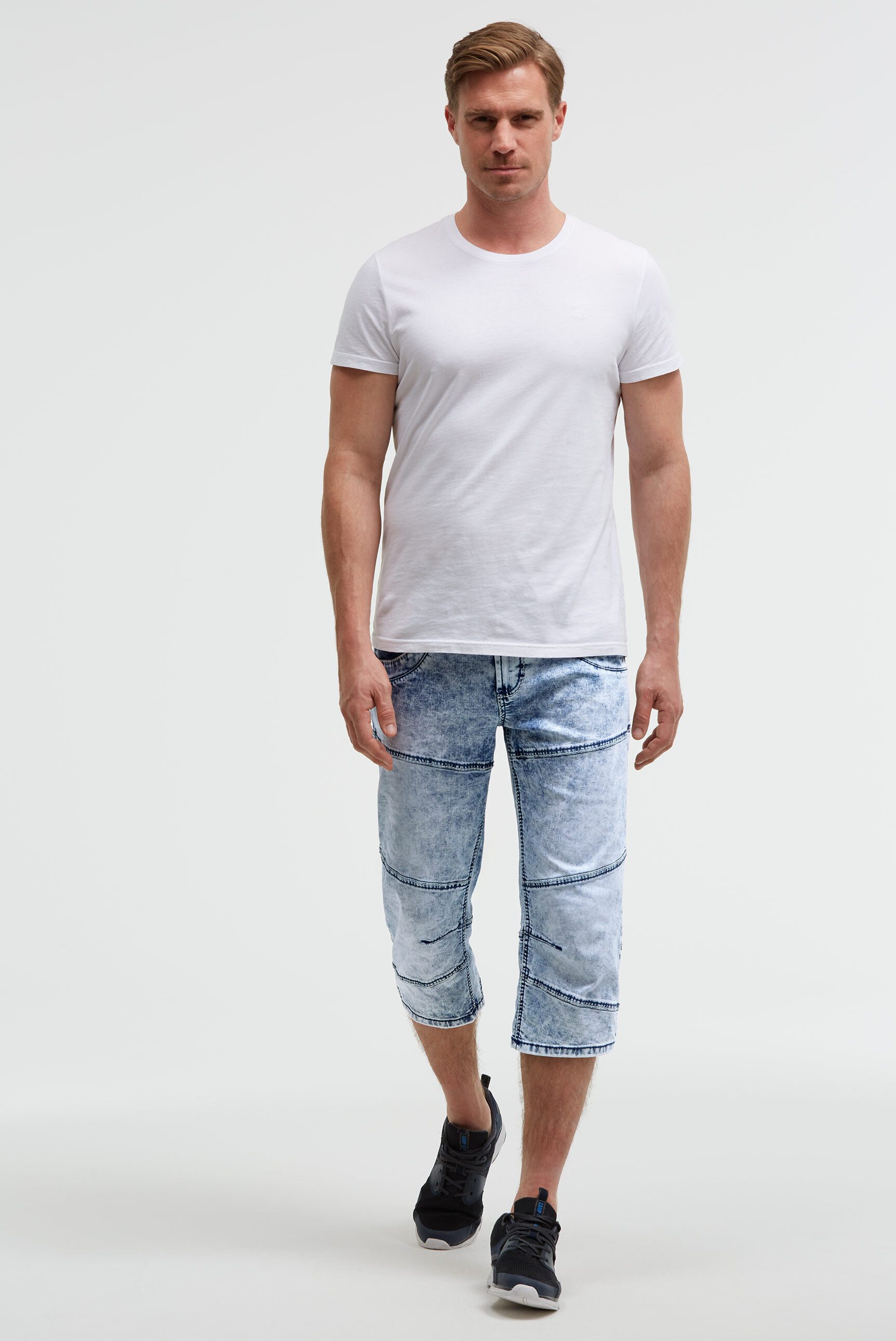 CAMP DAVID Jeansshorts mit Teilungsnähten