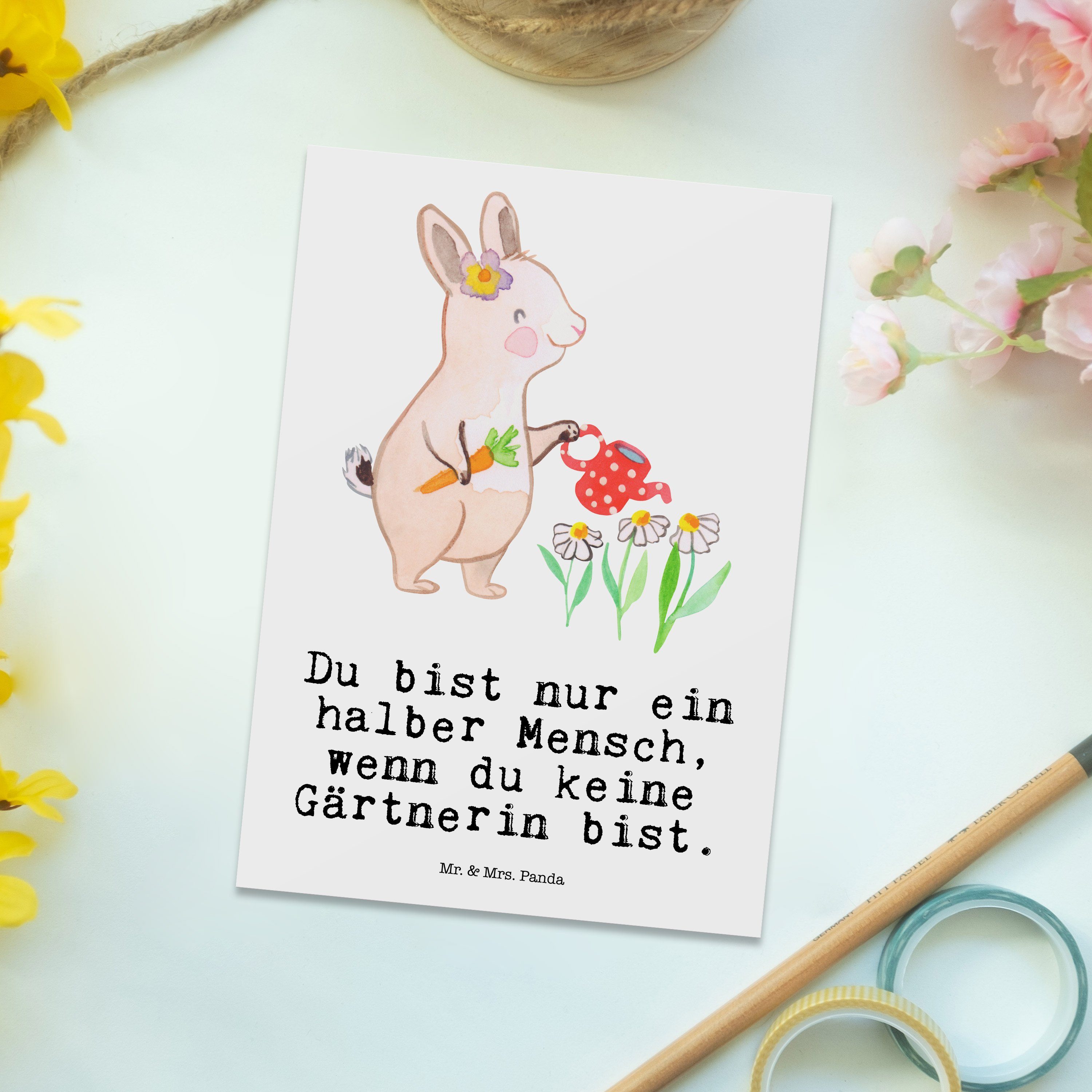 Mr. & Mrs. Panda Postkarte Gärtnerin mit Herz - Weiß - Geschenk, Gartenbau, Danke, Hobbygärtneri