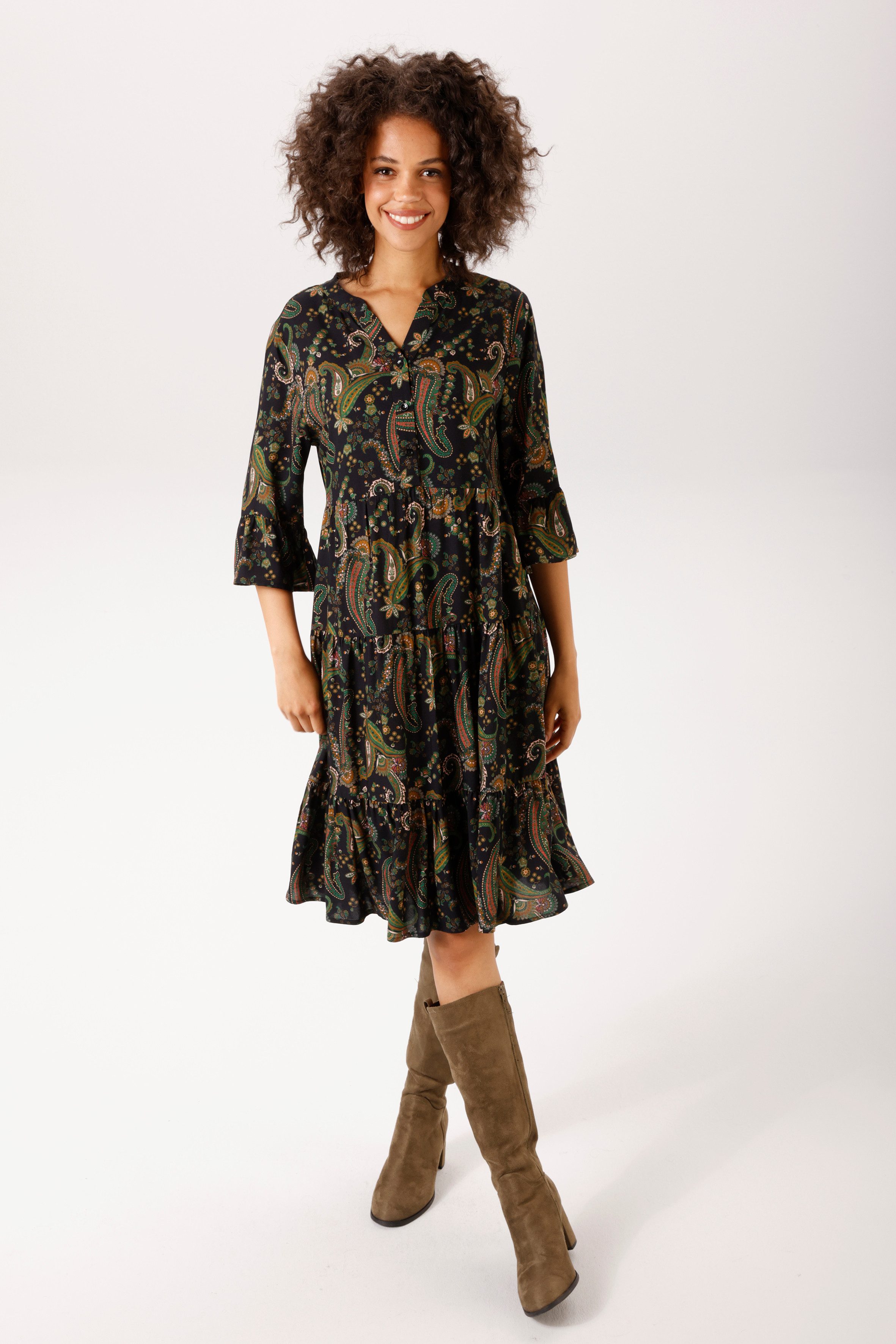 Aniston CASUAL Tunikakleid mit farbenfrohen Paisley-Muster bedruckt - NEUE KOLLEKTION. € 49,99, (€ 49,99 pro 1 Stk).