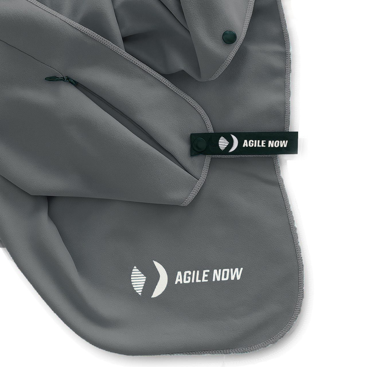 AGILE NOW Sporthandtuch Magnet Fitness-Handtuch aus Mikrofaser, Rutschfest & Schnelltrocknend, Mit Reißverschlusstaschen & Kapuze