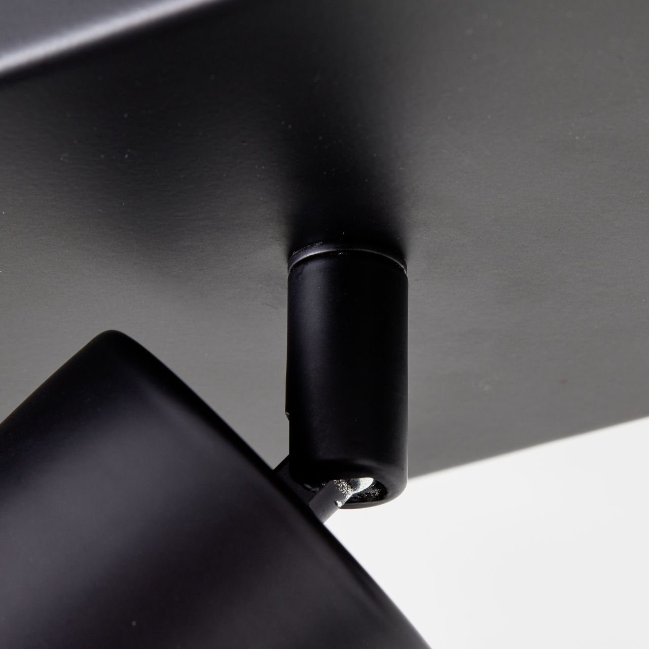 Brilliant Deckenstrahler Jello, LED wechselbar, Warmweiß, schwenkbar, B. 50cm, 3x345 Lumen, 3000 Kelvin, warmweiß - GU10 Fassung