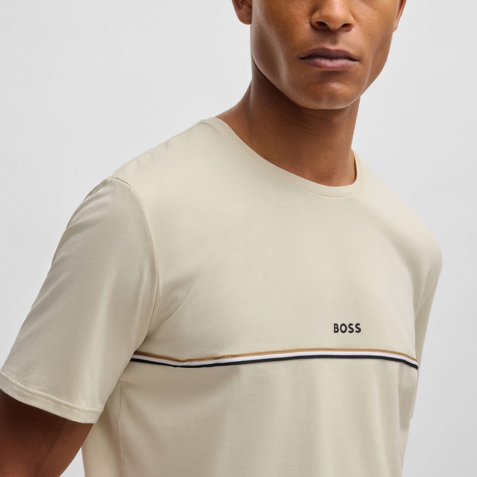 BOSS Kurzarmshirt Unique T-Shirt mit Boss-Logo und Streifen auf Brust