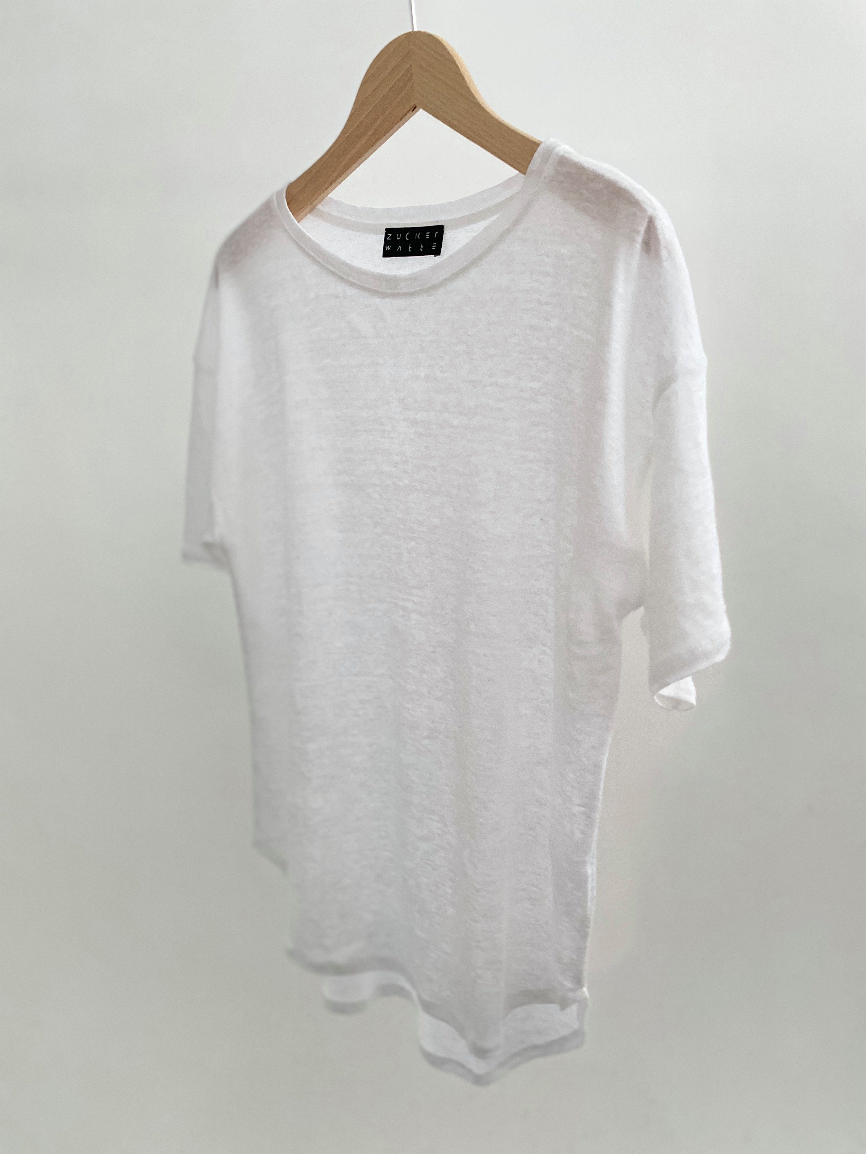 Zuckerwatte T-Shirt mit Rundhalsausschnitt aus Leinen 100% weiß
