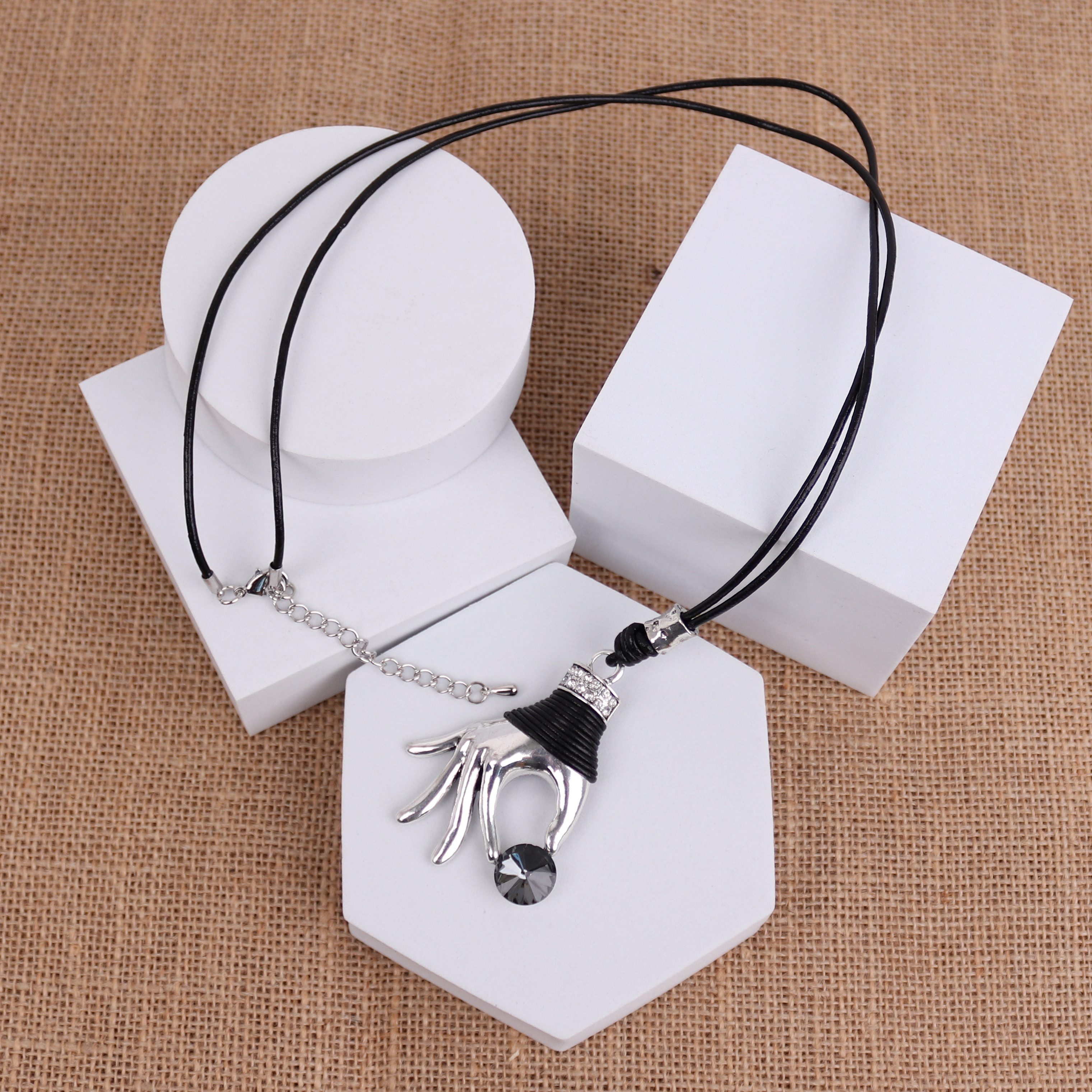 MIRROSI Lange Kette Damen Halskette mit elegantem Anhänger aus Metall ca.90 günstig online kaufen