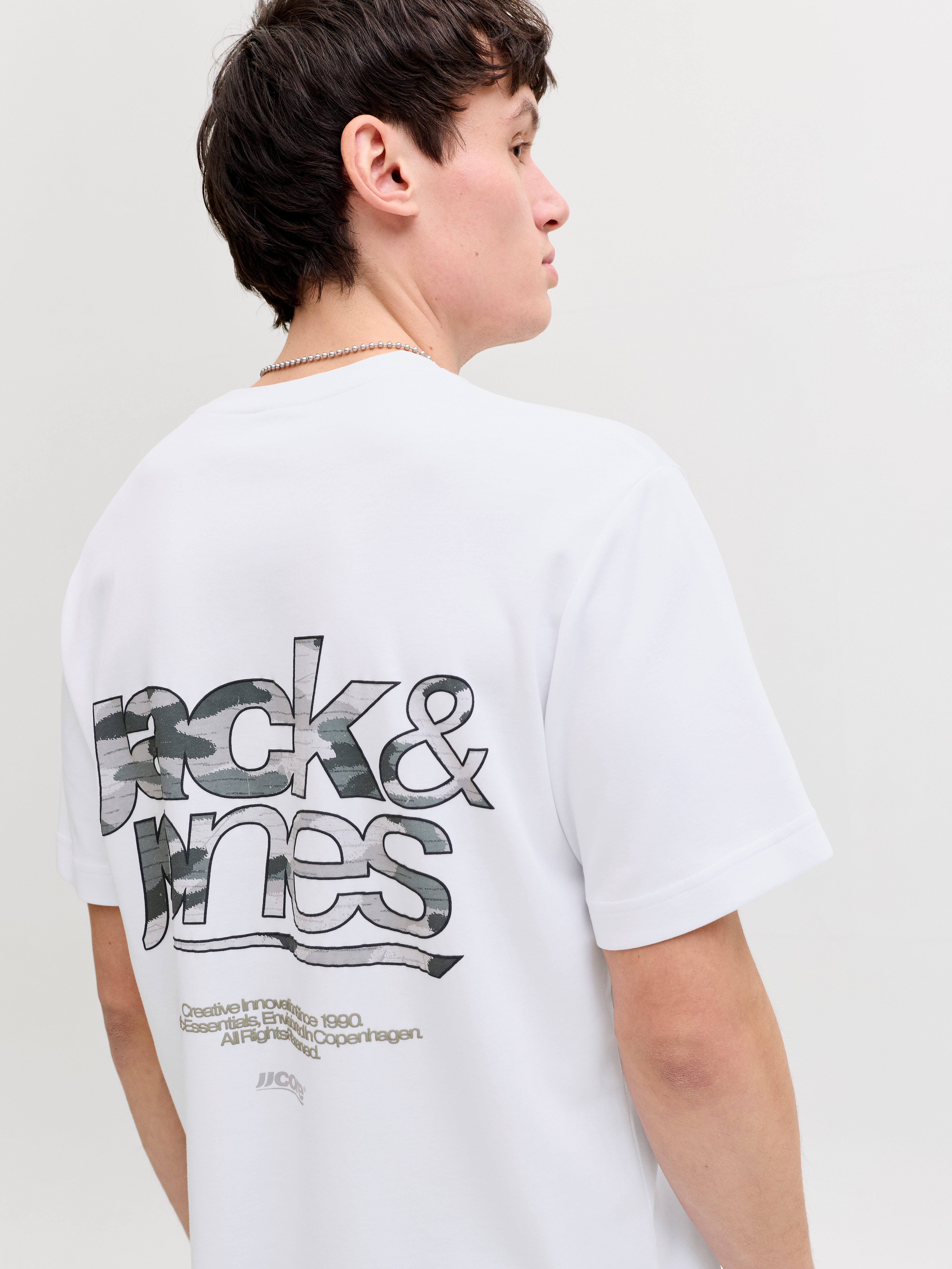Jack & Jones T-Shirt JCOBREEZE BACK PRINT TEE SS CREW EA26