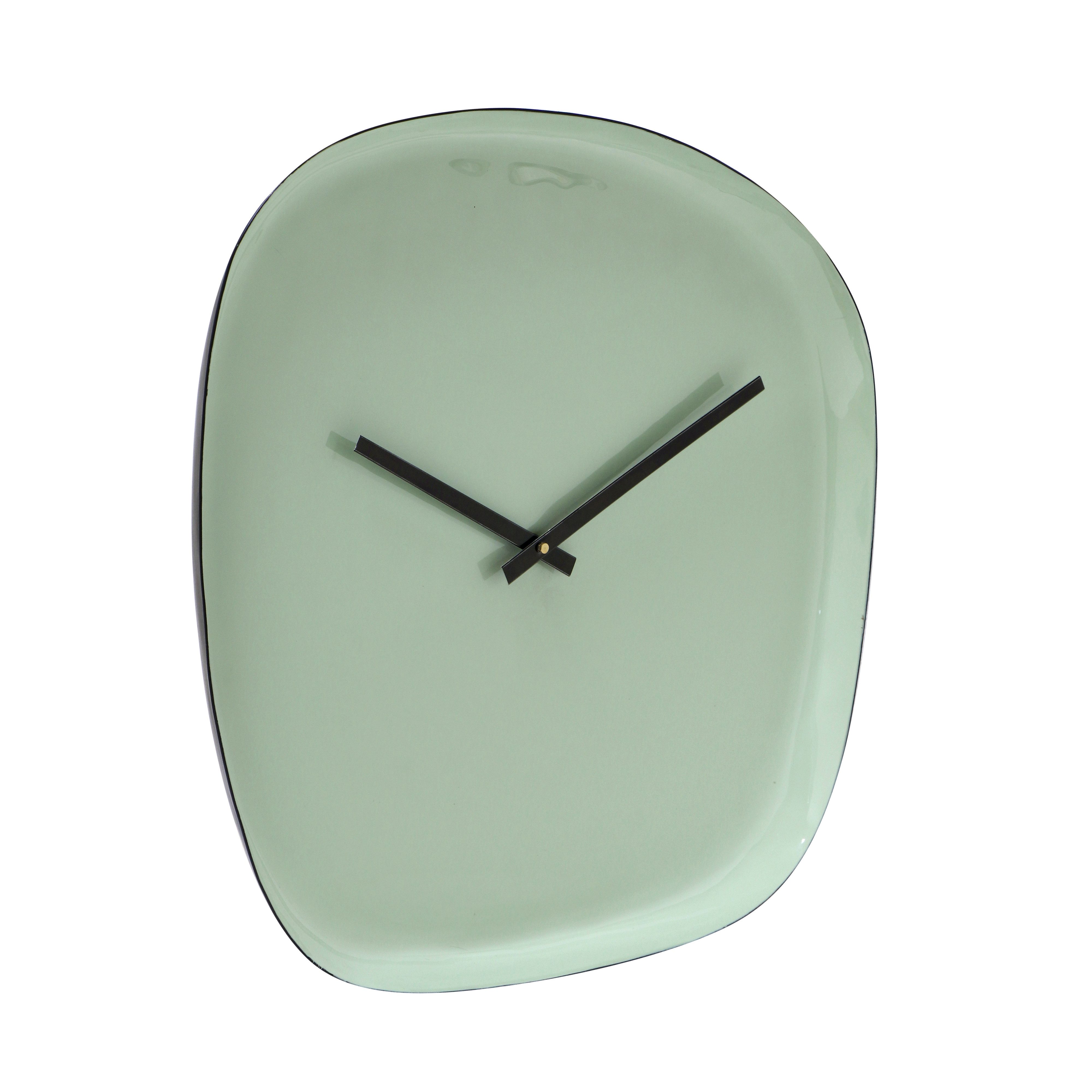 furnling Wanduhr Tomu (moderne Uhr in organischer Form, mit Aufhängung, Ø 42 cm, grün)
