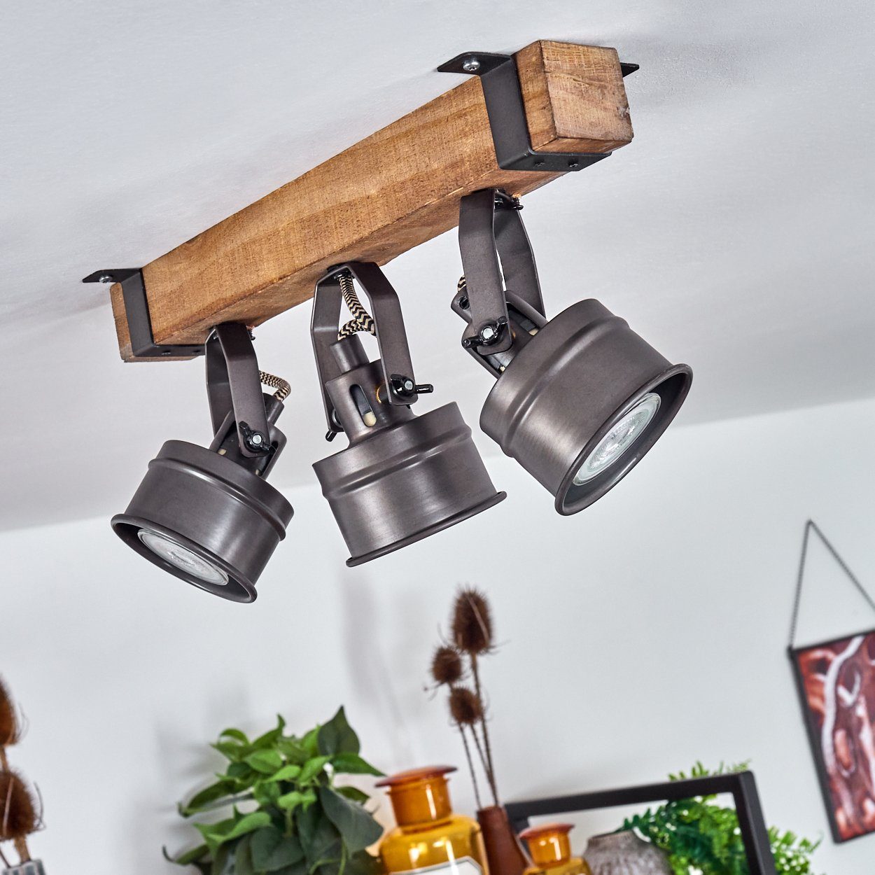 hofstein Deckenleuchte »Villanuova« Deckenlampe aus Metall/Holz in Schwarz/Braun, ohne Leuchtmittel, Retro-Leuchte, Holzbalken, verstellbare Strahler, 3xGU10 – Bild 2 von 5
