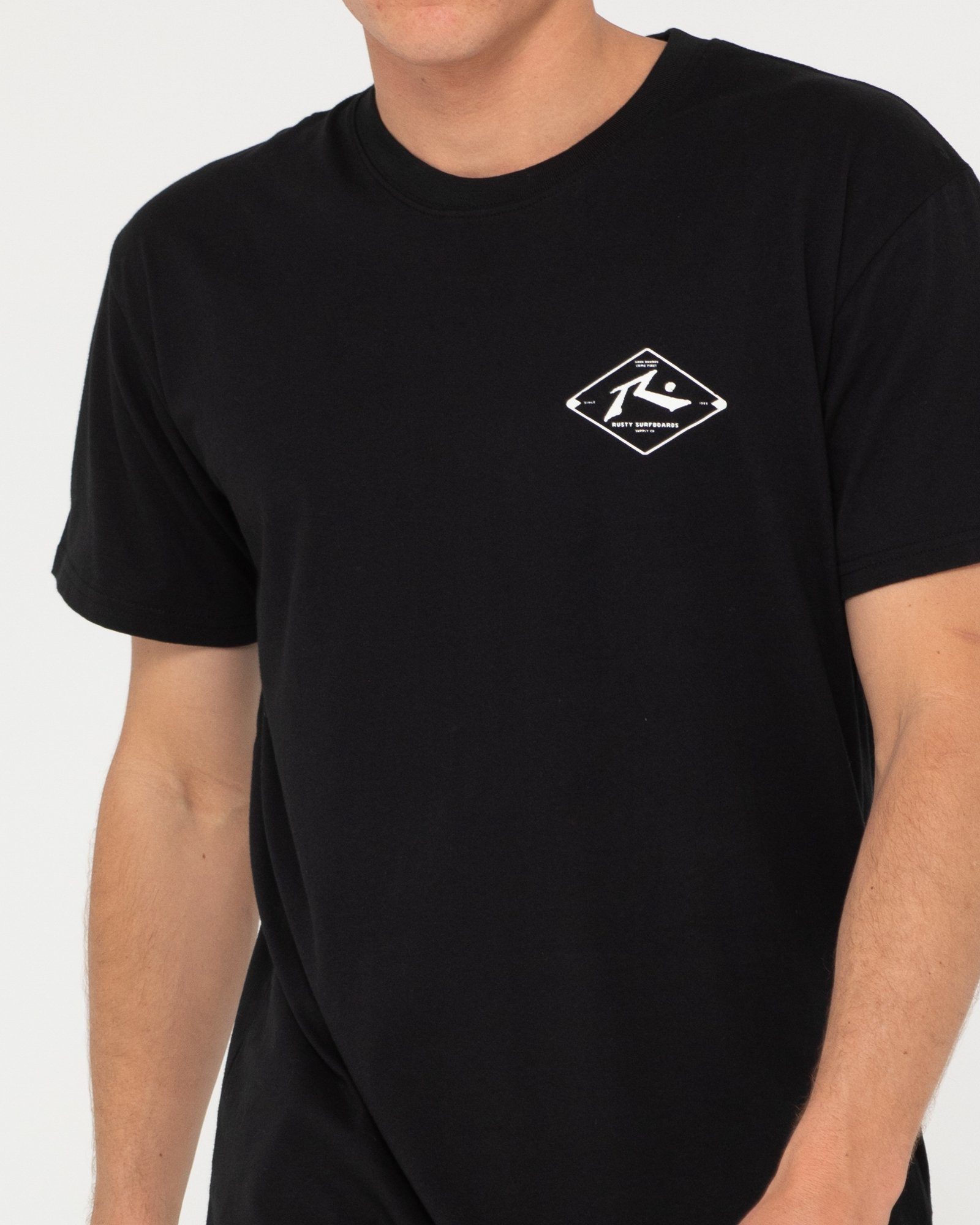 SHORT WULL Black Rusty WOLUME T-Shirt SLEEVE TEE