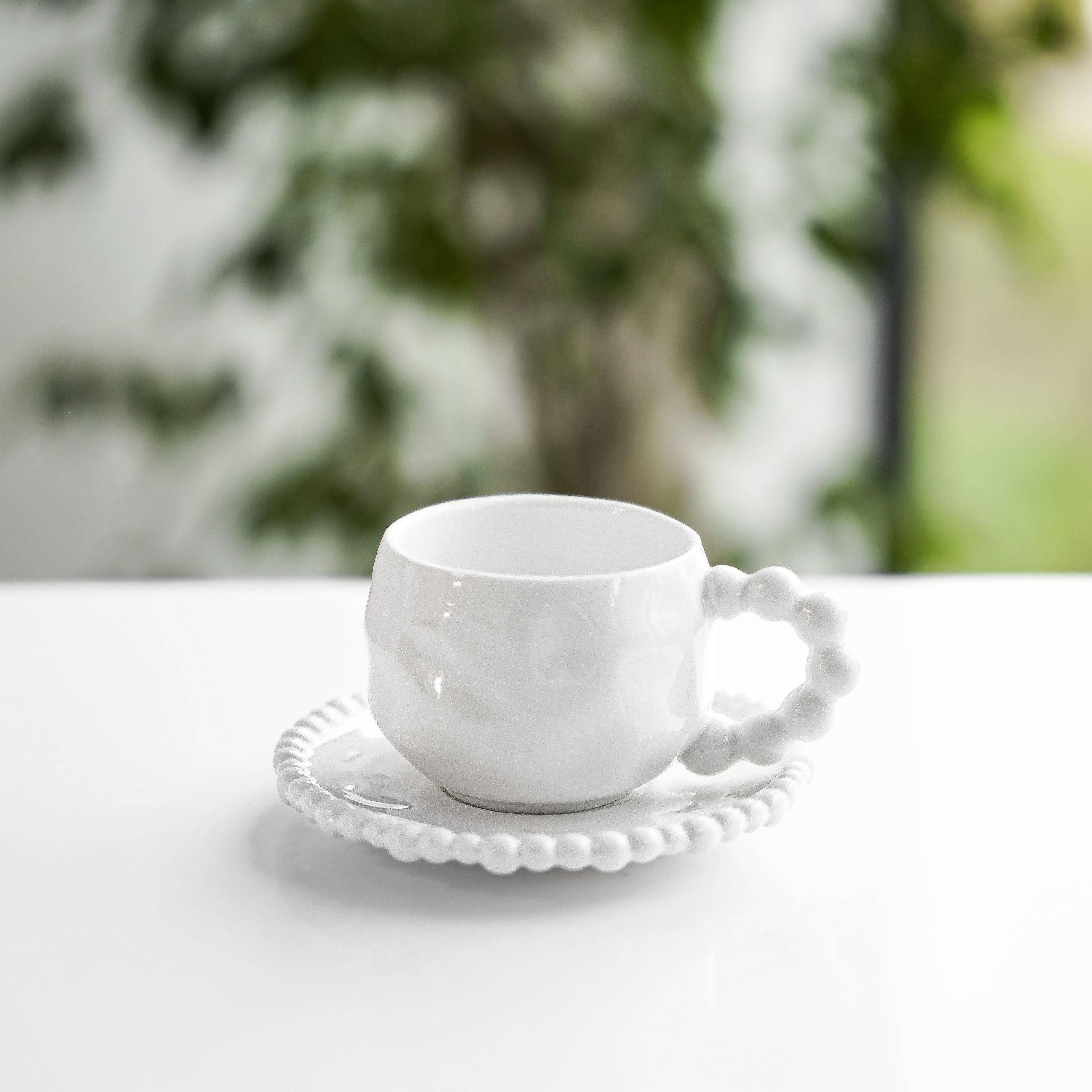 Almina Kaffeeservice Pearly Mokkatassen-Set mit Untertellern 100 ml aus Porzellan - 12-tlg (12-tlg), 6 Personen, Porzellan – Bild 5 von 5
