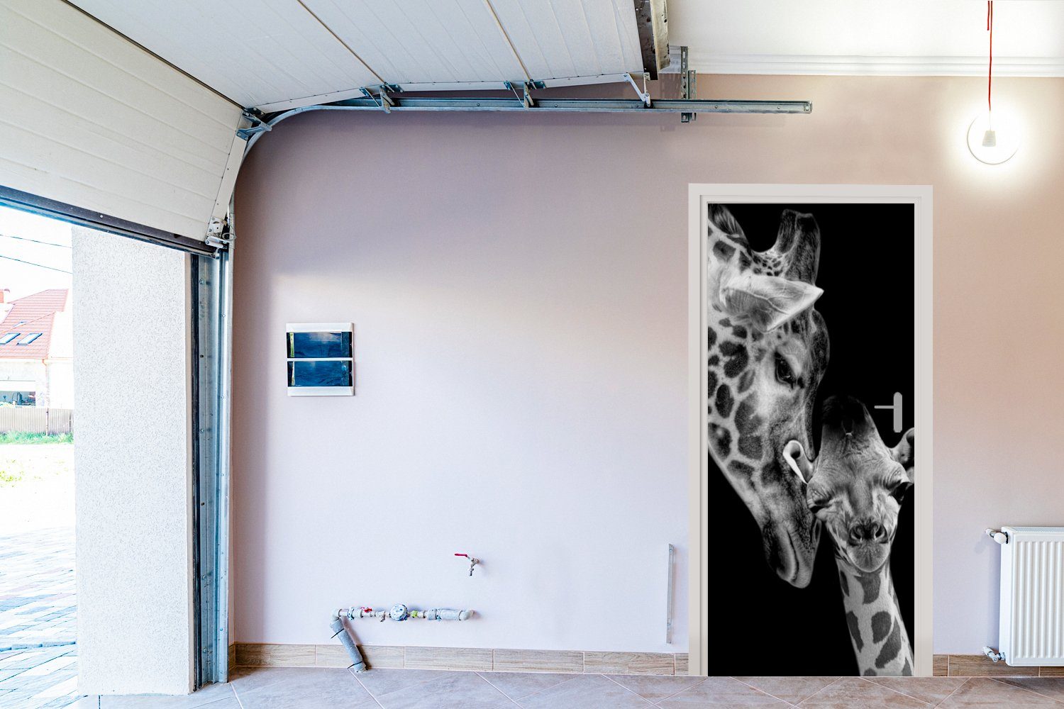 Tür, für - St), 75x205 (1 Türtapete Fototapete Schwarz Tiere - Türaufkleber, - Matt, MuchoWow bedruckt, Porträt - Giraffe cm Weiß,