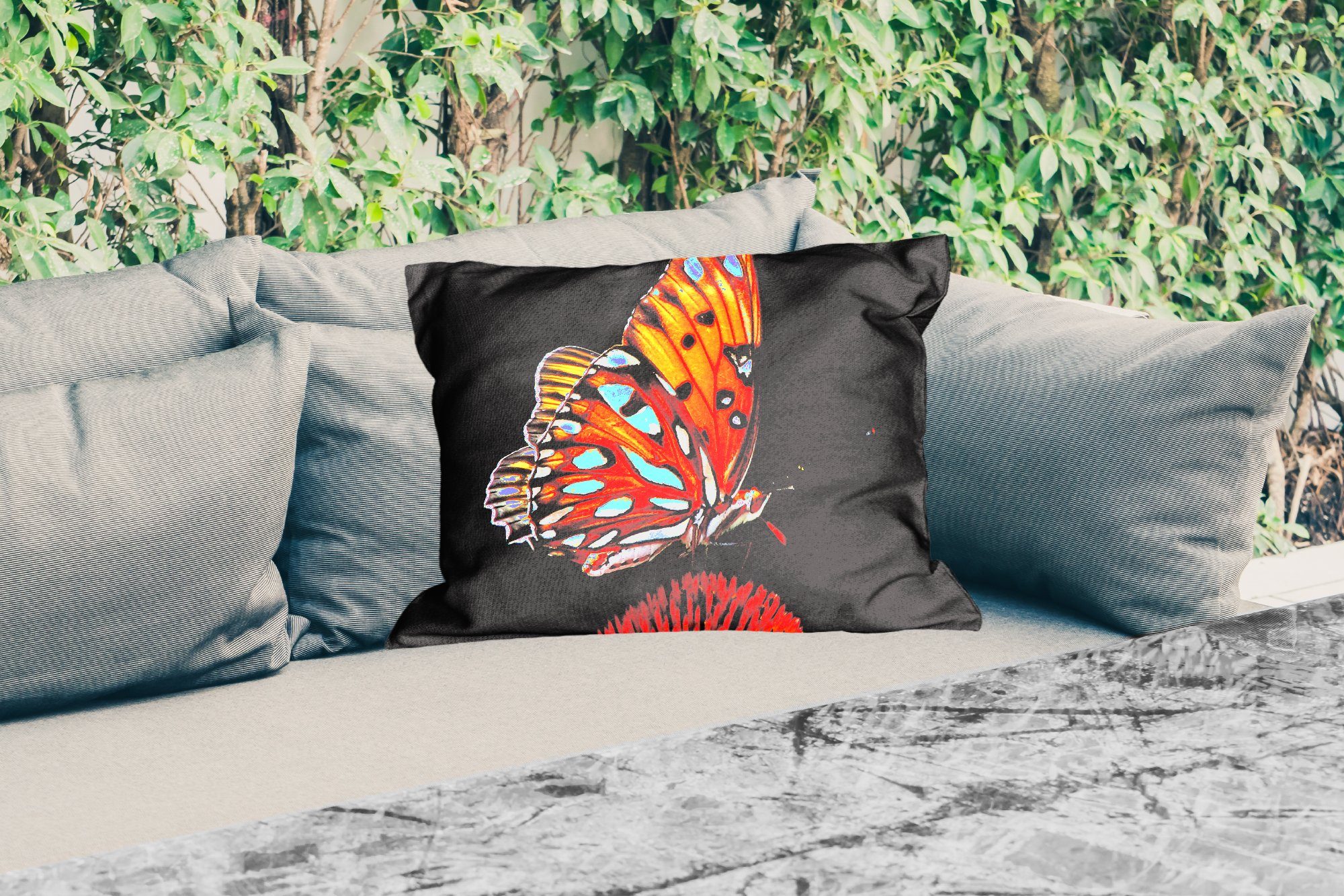 MuchoWow Dekokissen Schmetterling Schwarz Polyester, Orange, Outdoor-Dekorationskissen, Kissenhülle Insekt - - - Porträt Dekokissenbezug, Blumen - 