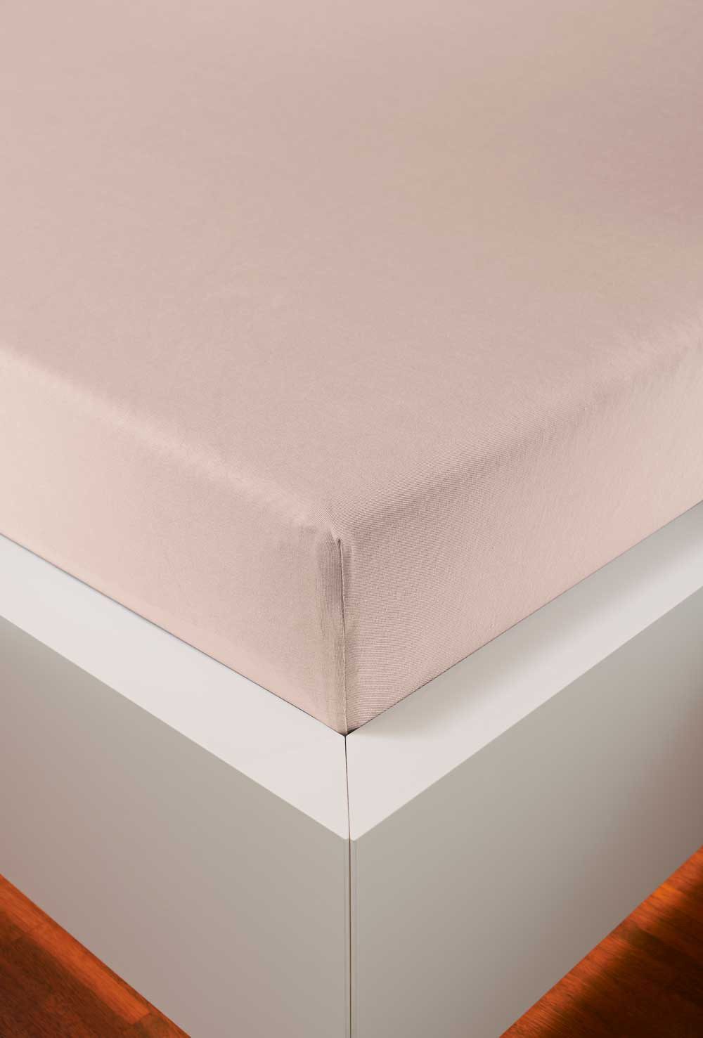 bellana Spannbettlaken bellana deluxe mit Elasthan, Jersey 230 g/m², Premium-Qualität, Jersey-Elasthan, Gummizug: rundum, (1 Stück), mit 5% Elasthan, für Matratzen bis 35cm Höhe, bügelfrei, faltenfrei
