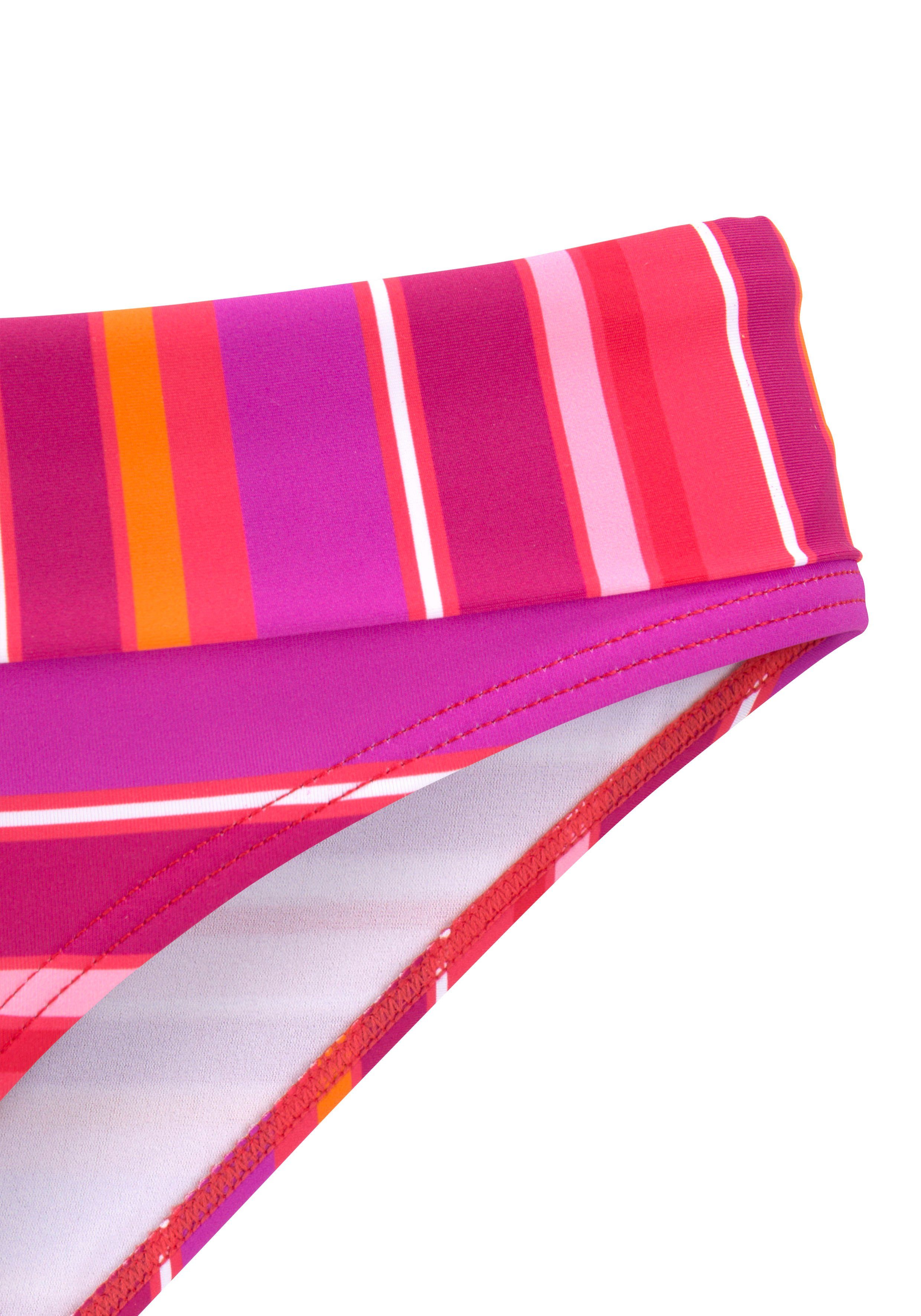 s.Oliver Bikini-Hose Fun mit Umschlagbund und trendigem Streifen-Design