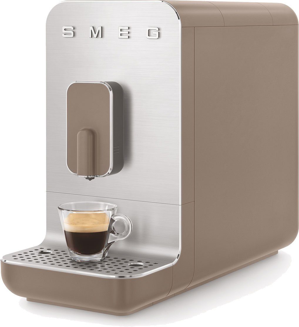 Smeg Kaffeevollautomat BCC01TPMEU, Herausnehmbare Brüheinheit BCC01TPMEU Taupe matt