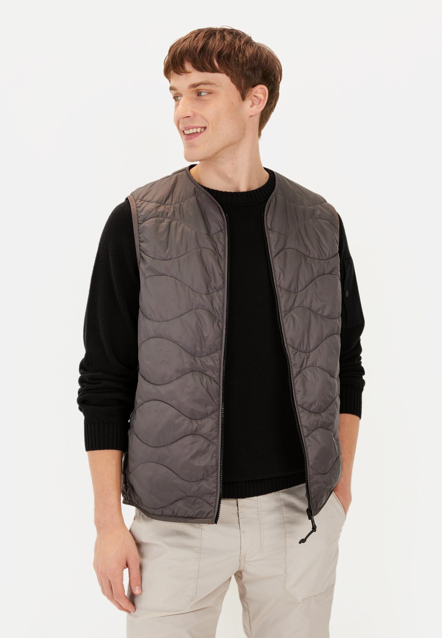 camel active Steppweste aus recyceltem Polyamid ärmellos Liegekragen Liegek günstig online kaufen