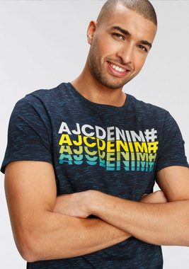 AJC T-Shirt mit modischem Logoprint