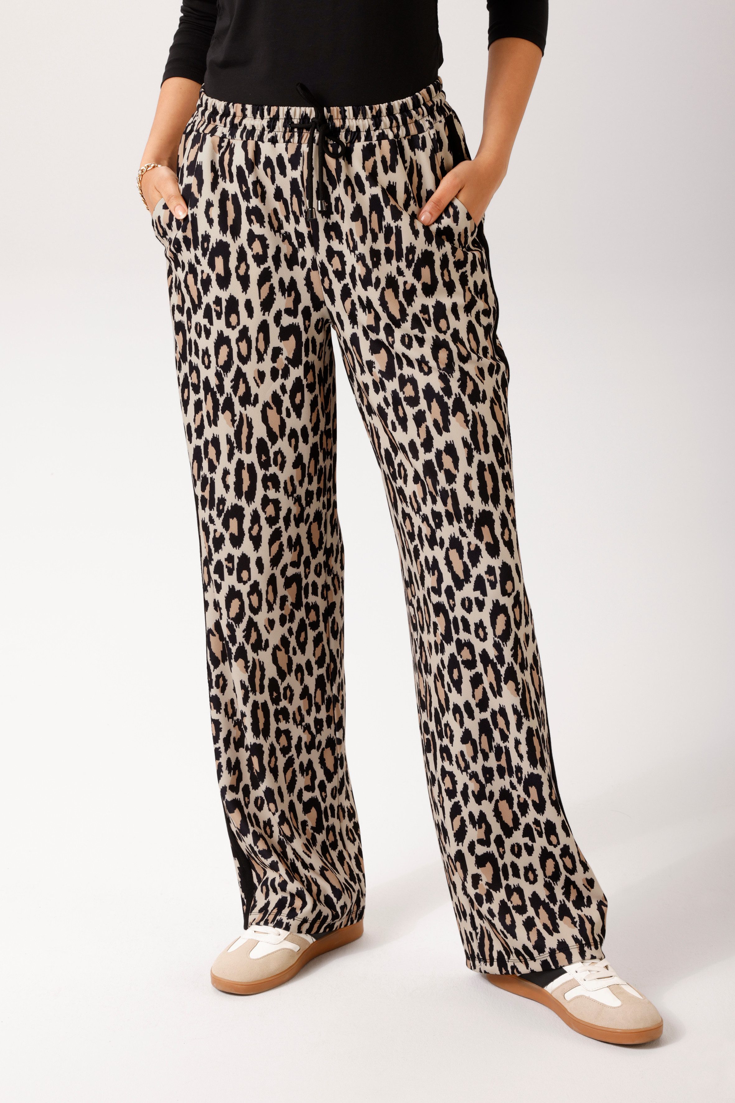 Aniston CASUAL Schlupfhose im trendigen Leo-Muster - jedes Teil ein Unikat - NEUE KOLLEKTION