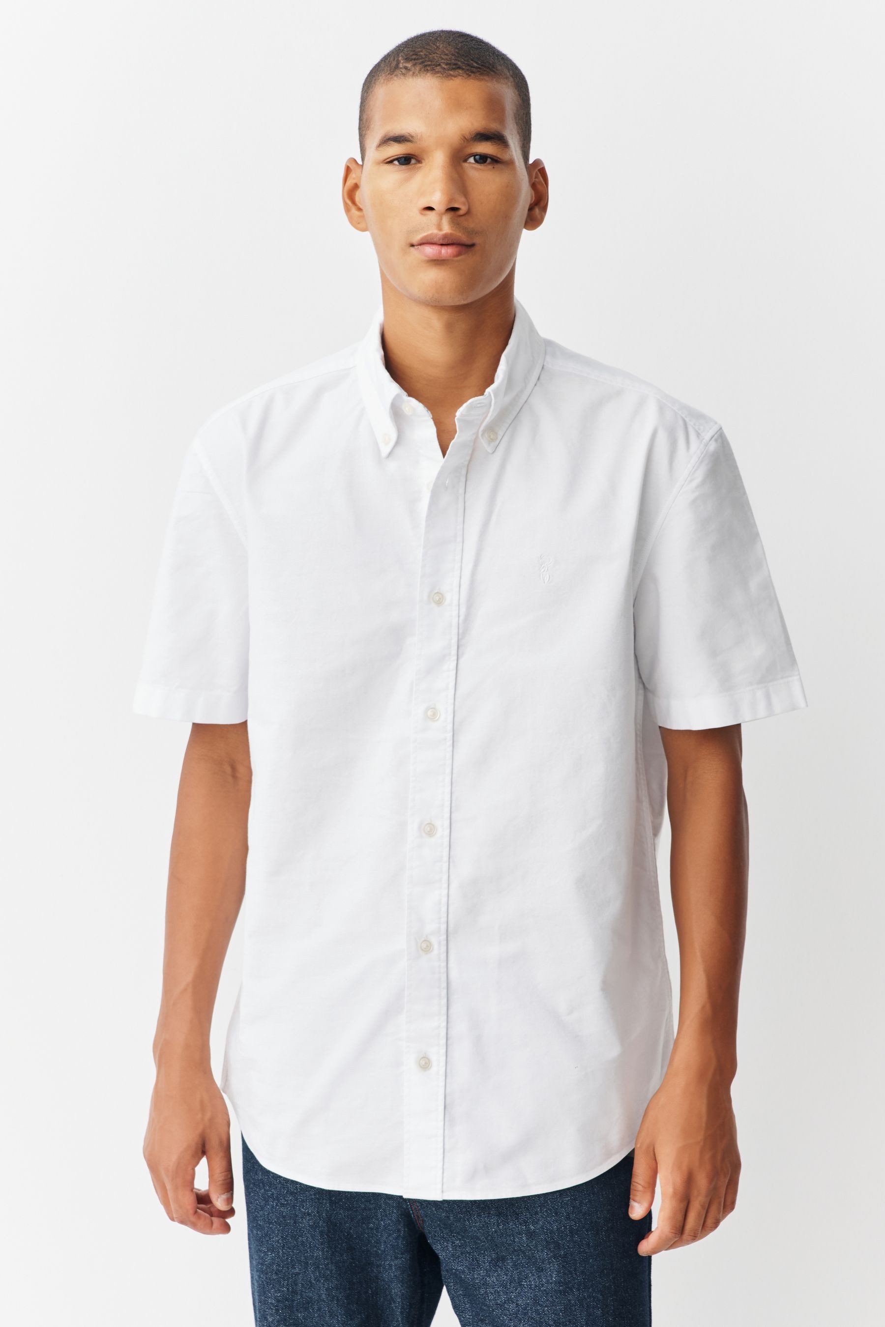 Next Kurzarmhemd Kurzärmeliges Regular Fit Oxford-Hemd (1-tlg) – Bild 5 von 5