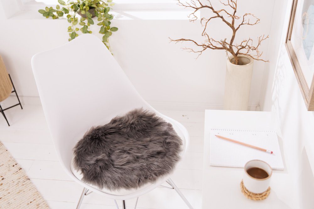 Stühle DOLLY grau FARBWAHL, für · cm rund · 34 · rund, Fellteppich riess-ambiente, Wohnzimmer · Faux-Fur Landhausstil