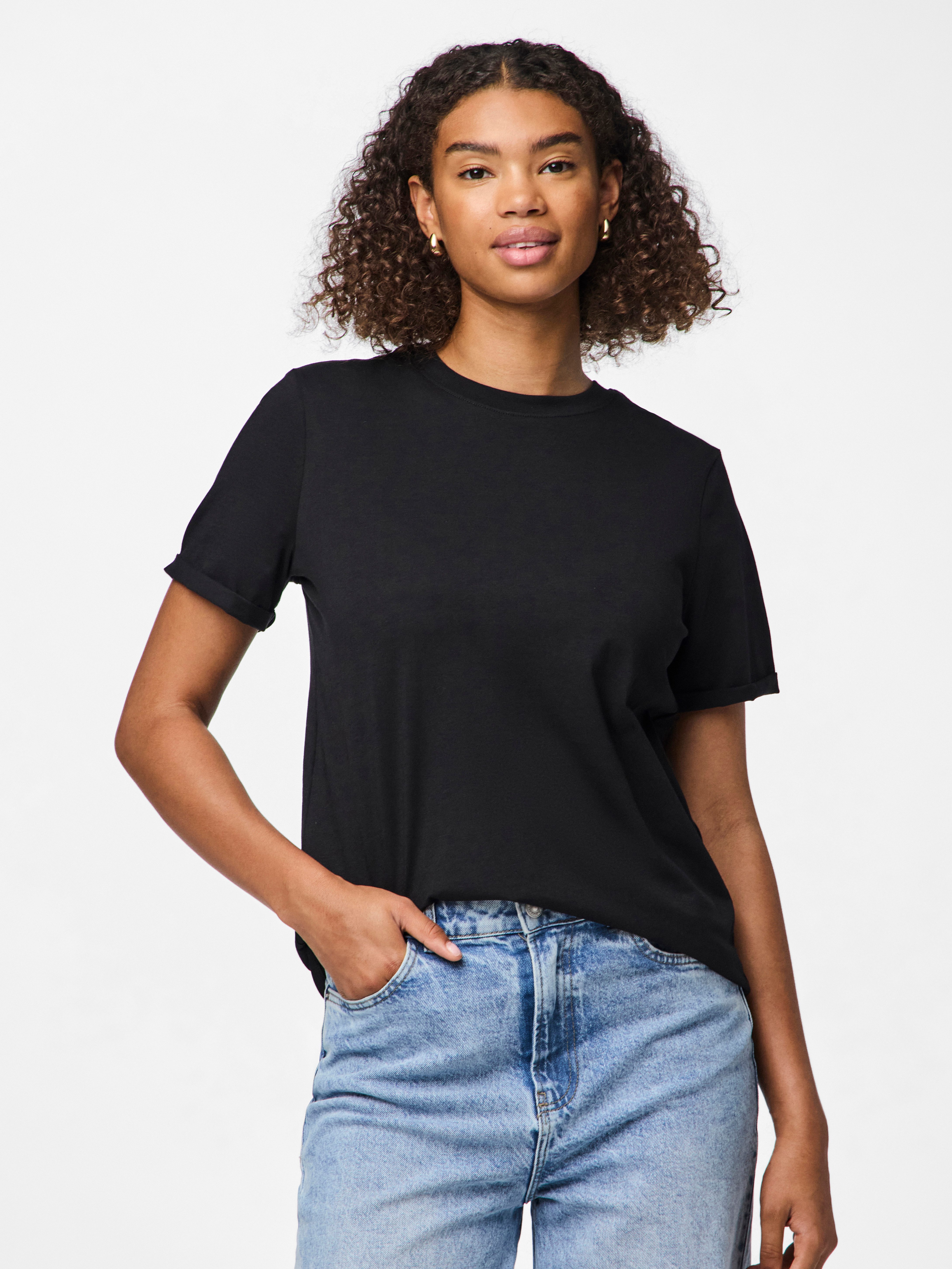 pieces Rundhalsshirt PCRIA SS FOLD UP SOLID TEE NOOS BC günstig online kaufen