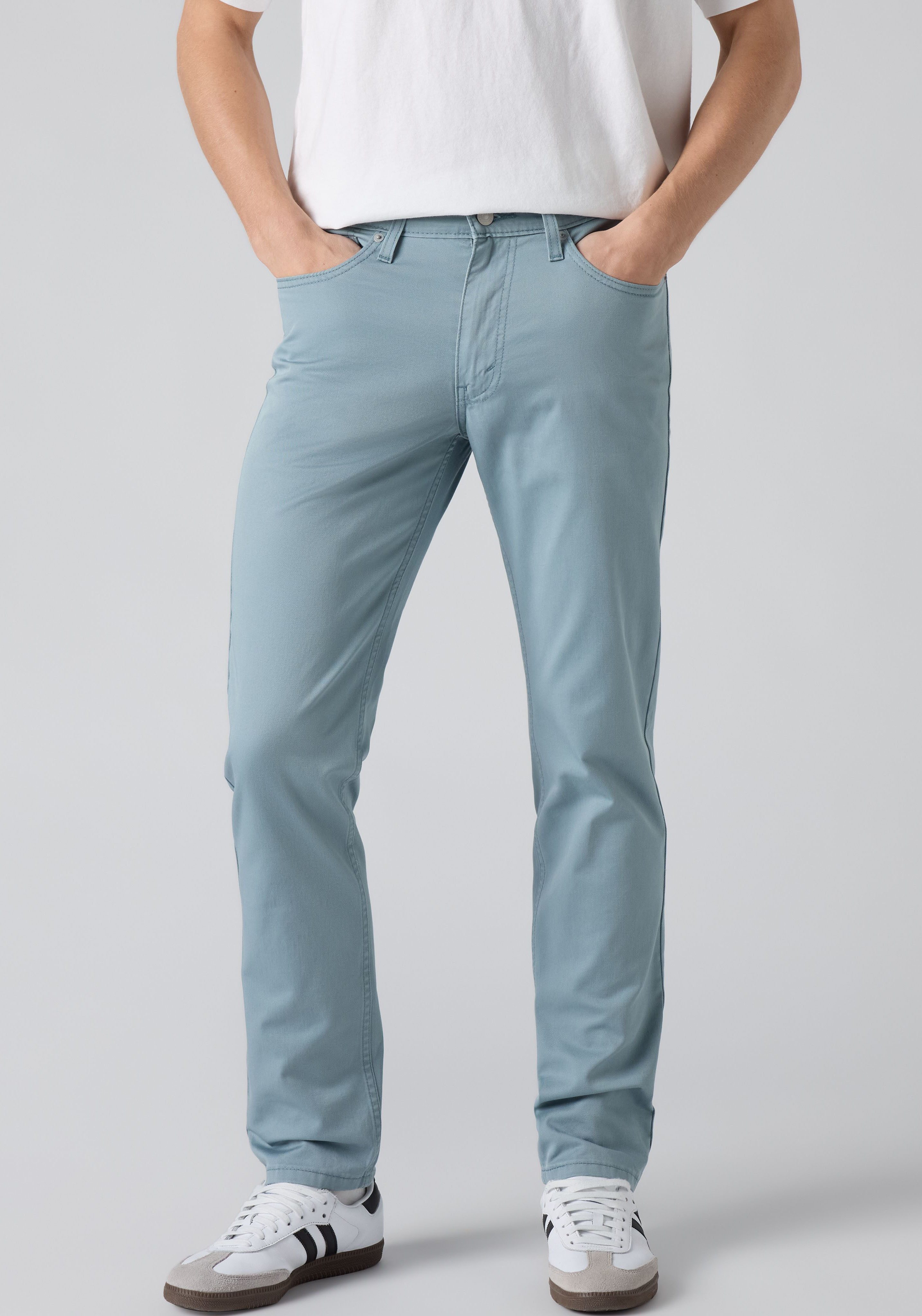 Levi's® Slim-fit-Jeans 511 SLIM mit großem Logo-Badge
