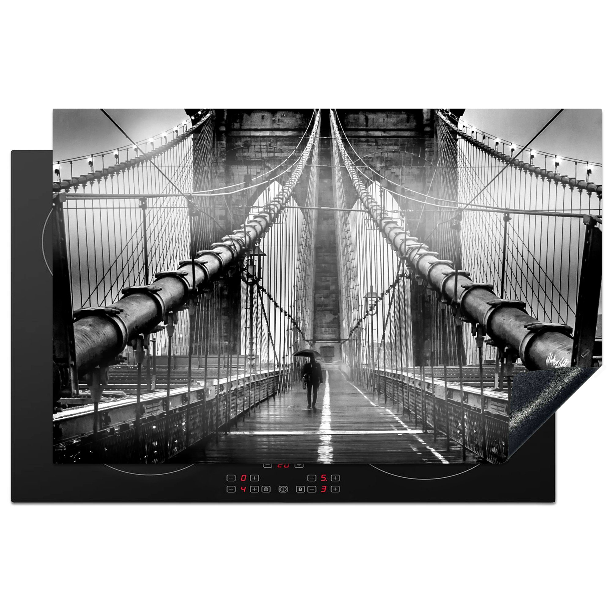 MuchoWow Herdblende-/Abdeckplatte Brooklyn Bridge während des Regens in Schwarz und Weiß, Vinyl, (1 tlg), 81x52 cm, Induktionskochfeld Schutz für die küche, Ceranfeldabdeckung
