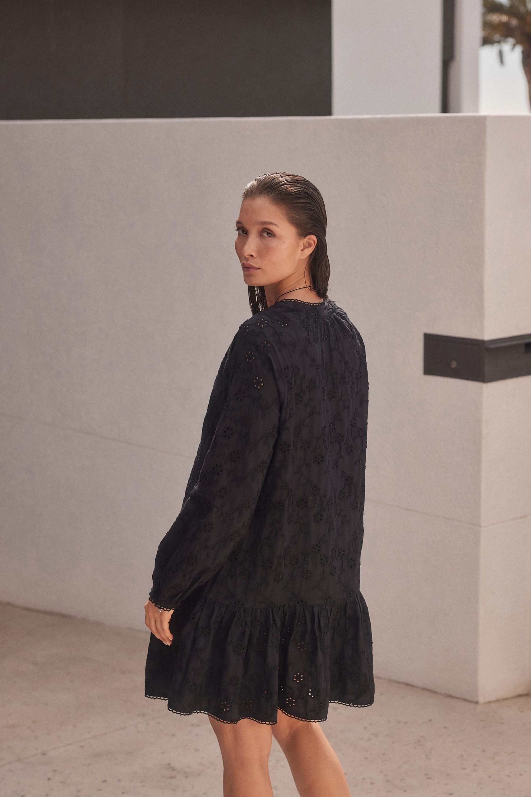 Next Minikleid Langärmeliges, gestuftes 3D Cornelli günstig online kaufen