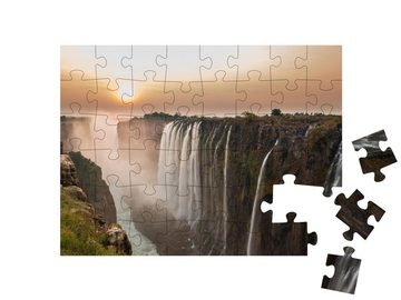 puzzleYOU Puzzle Victoria Falls, Sonnenuntergang, Blick aus Sambia, 48 Puzzleteile, puzzleYOU-Kollektionen Natur, Wasserfälle