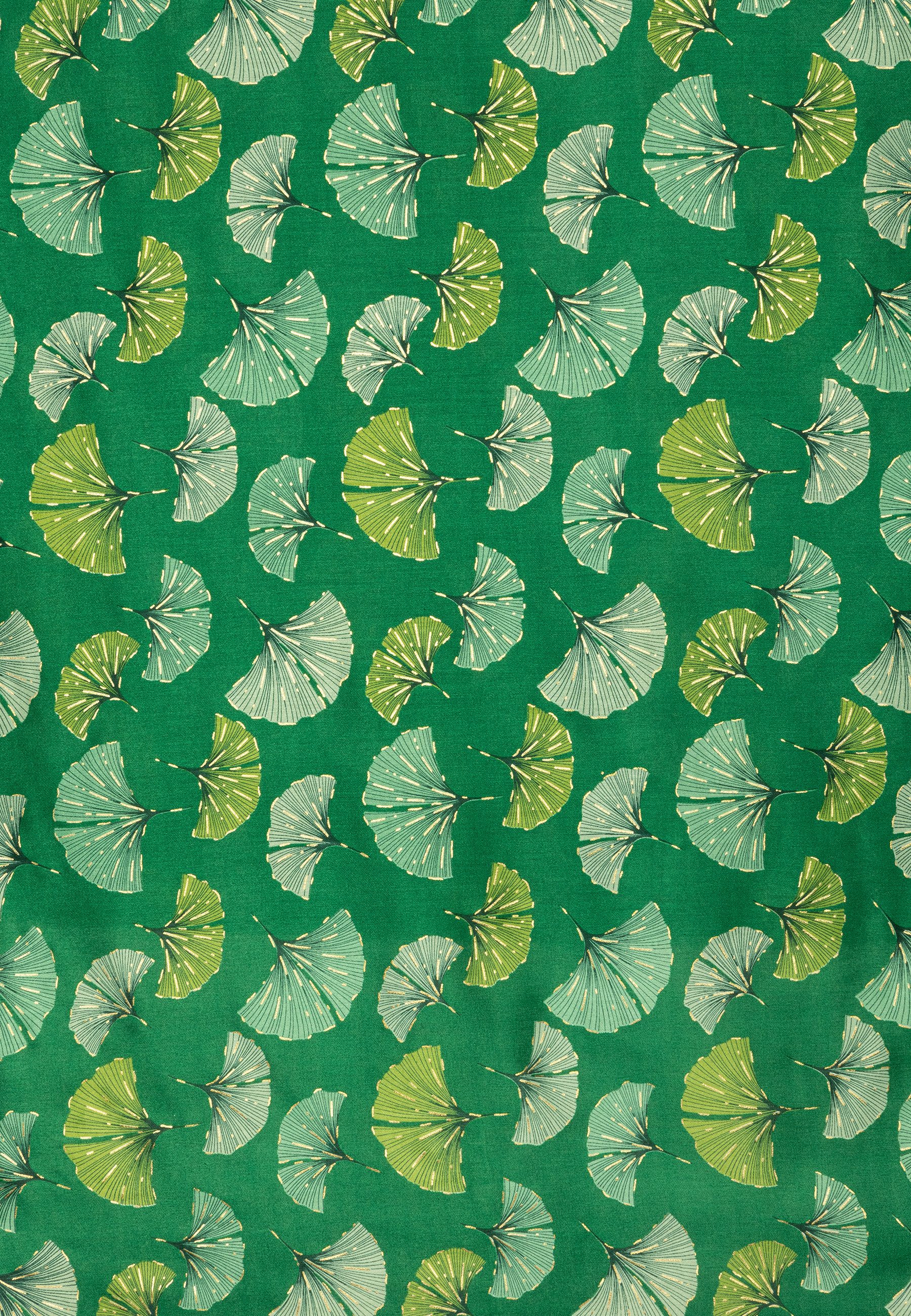 Caspar Modeschal SC516 Damen Schal mit Ginko Blatt Print und goldenen Akzen günstig online kaufen