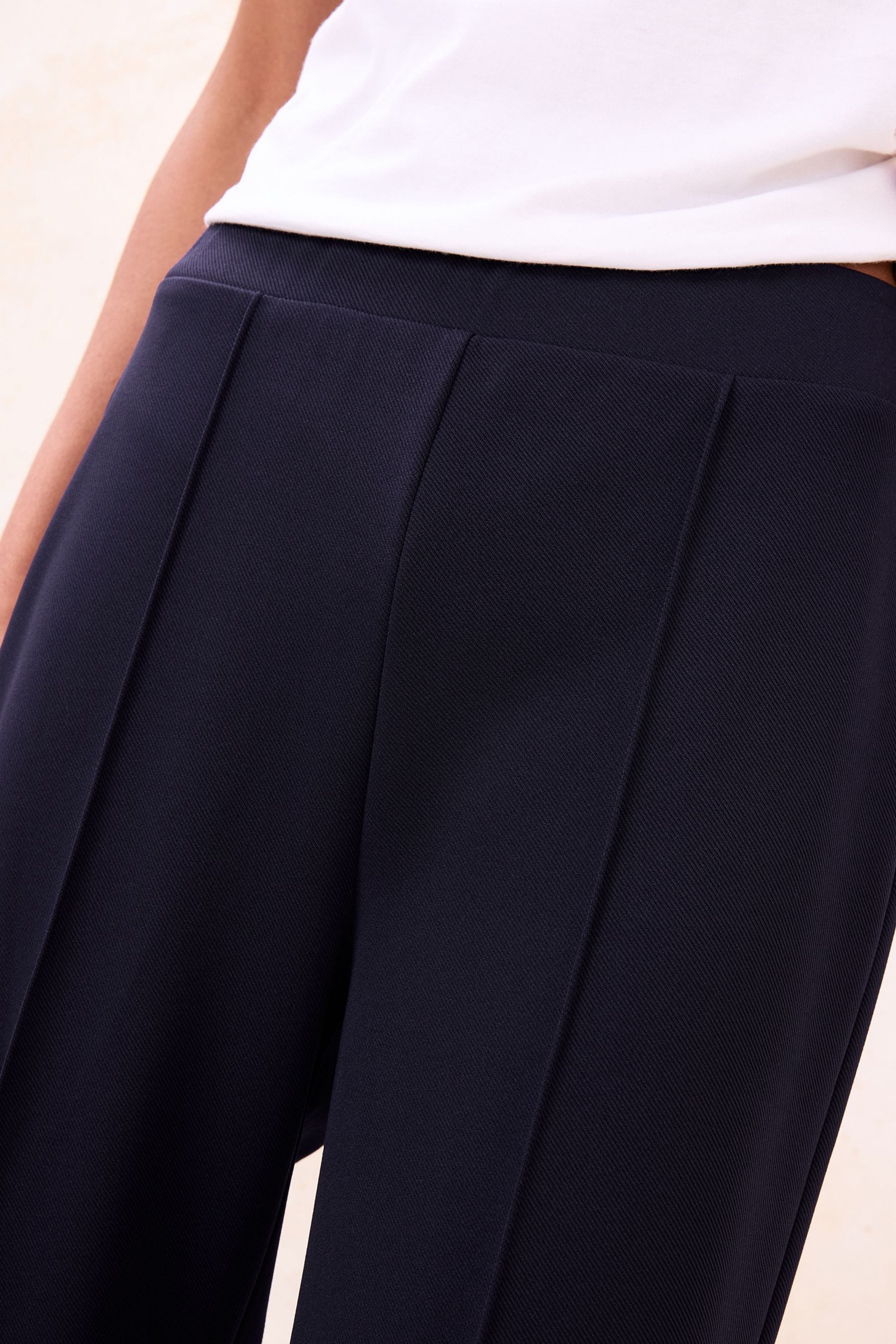 LIPSY Taillenhose Lipsy Hose mit hohem Bund und weitem Bein, Regular (1-tlg)