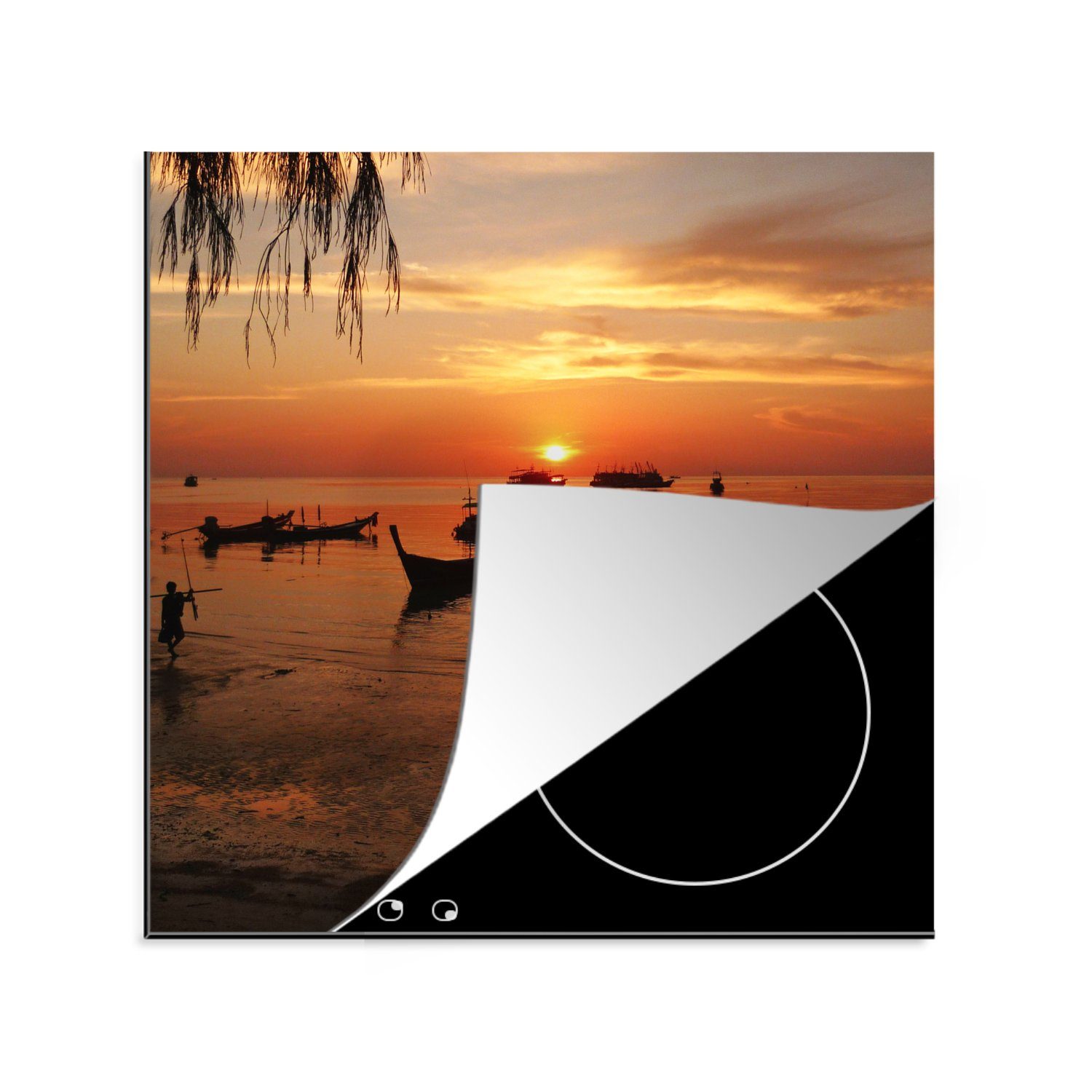 MuchoWow Herdblende-/Abdeckplatte Silhouette Sairee Strand auf Koh Tao in Thailand, Vinyl, (1 tlg), 78x78 cm, Ceranfeldabdeckung, Arbeitsplatte für küche