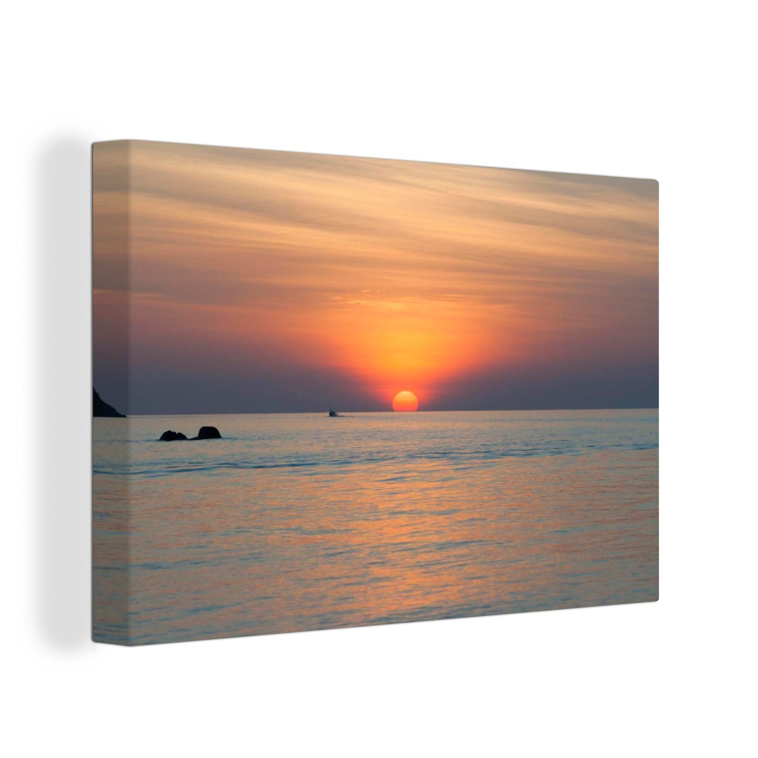 OneMillionCanvasses® Leinwandbild Eine orangefarbene Sonne über dem Meer in Thailands, (1 St), Wandbild Leinwandbilder, Aufhängefertig, Wanddeko, 30x20 cm