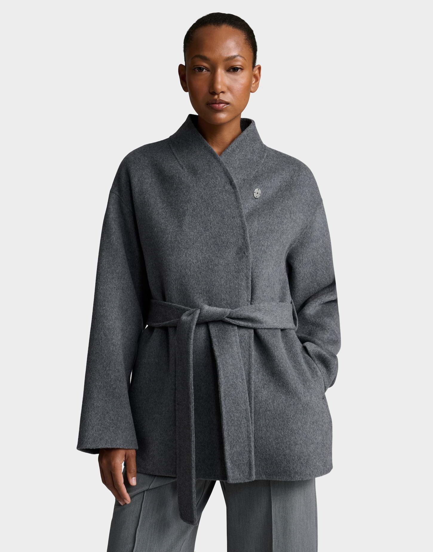 someday Wolljacke Vannela aus weichem Doubleface-Wollmix Taillierte Silhouette mit längerem Fall und Schalkragen