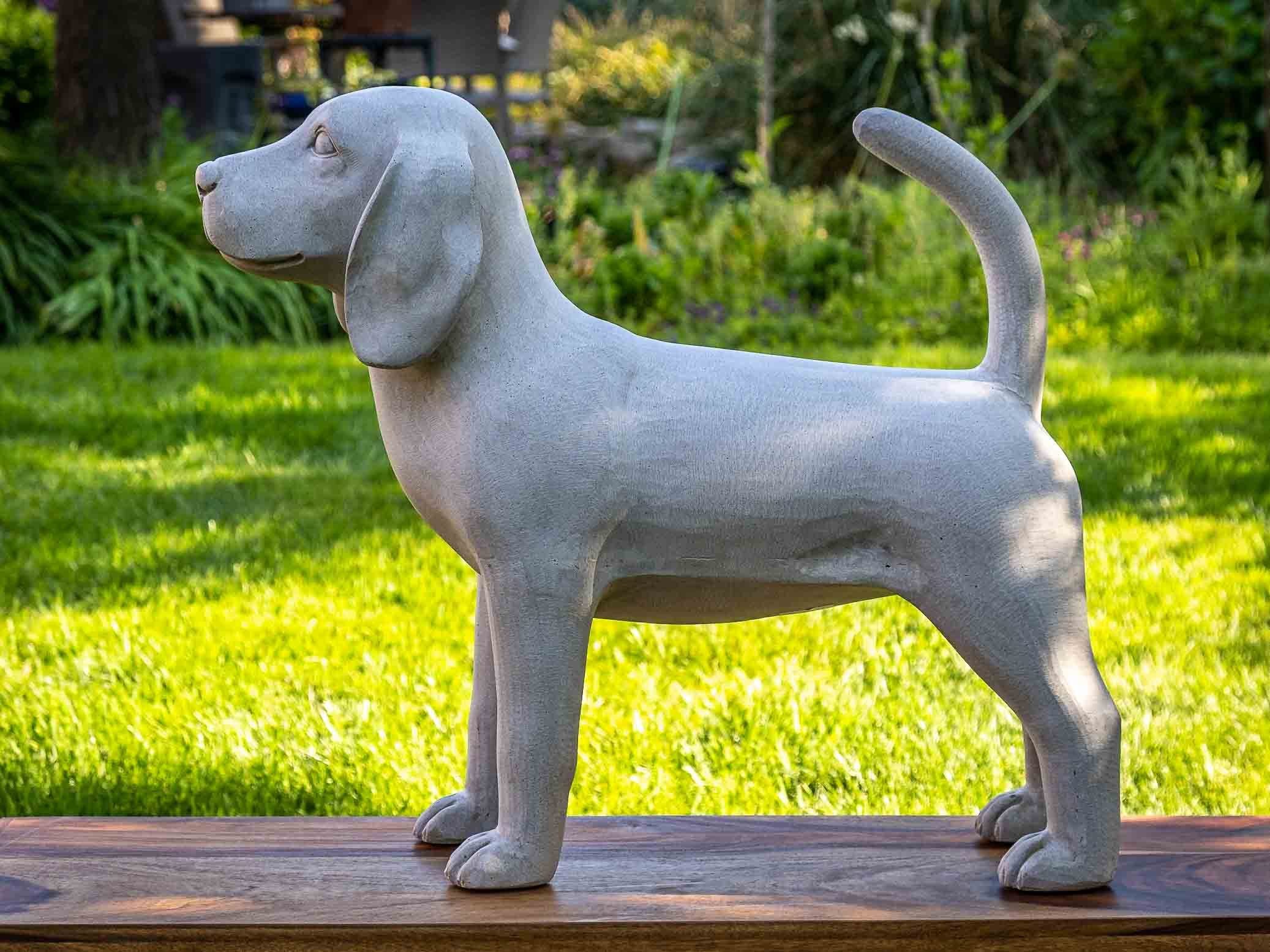Sandsteinguss Moderne Hund Skulptur Figur IDYL Dekofigur "Beagle" IDYL Beige