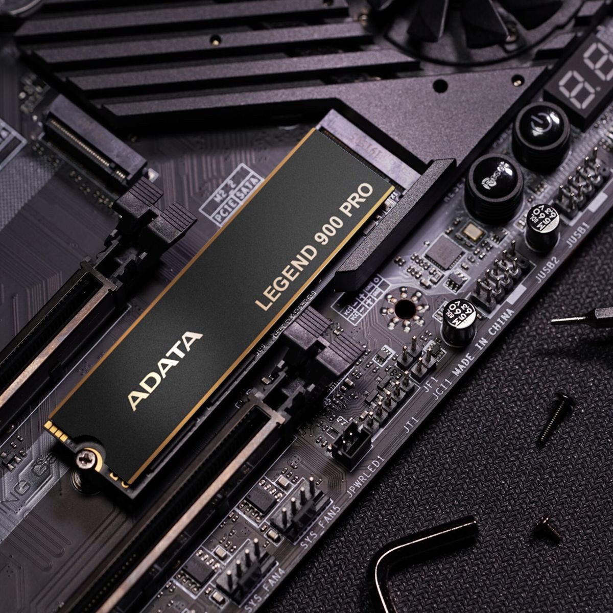 ADATA SSD LEGEND 900 PRO 2TB M.2 PCIe Gen.4x4 R/W interne SSD