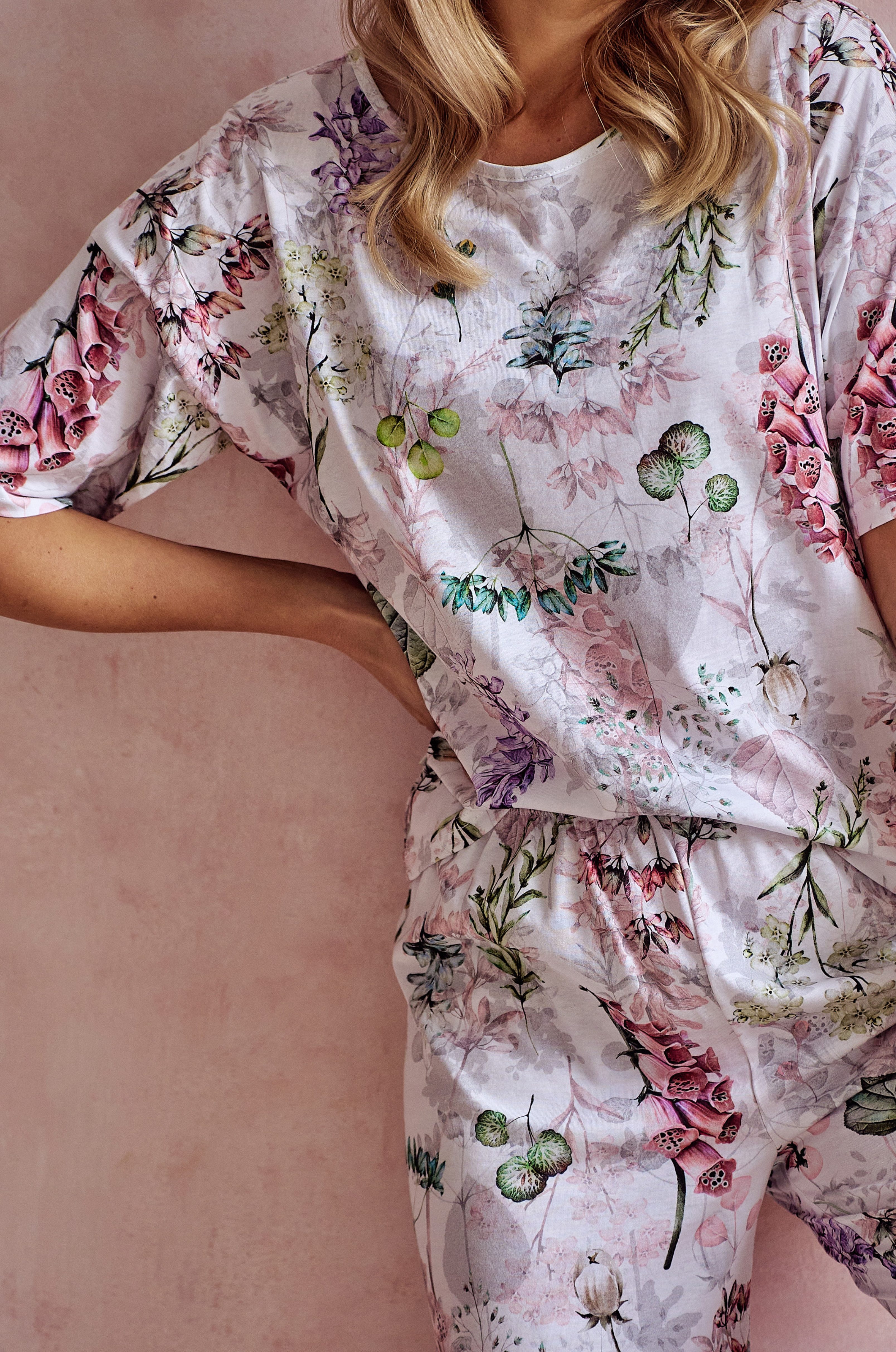 Mademoiselle Sommeil Capri-Pyjama mit geblümten Allover-Druck (2 tlg., 1 Stück)