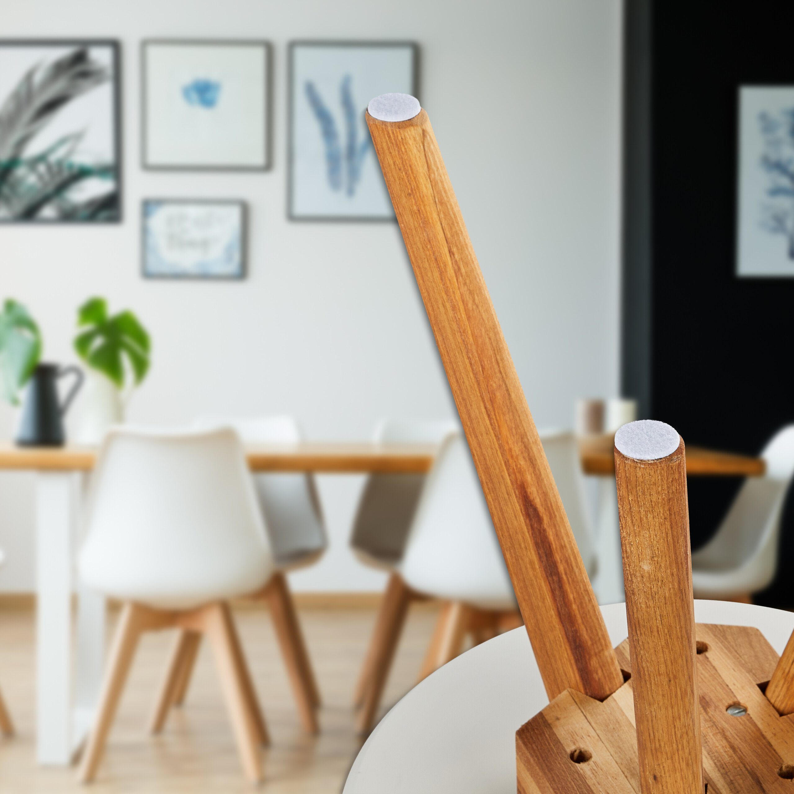relaxdays Möbelfuß Selbstklebende Filzgleiter 272er Set, weiß