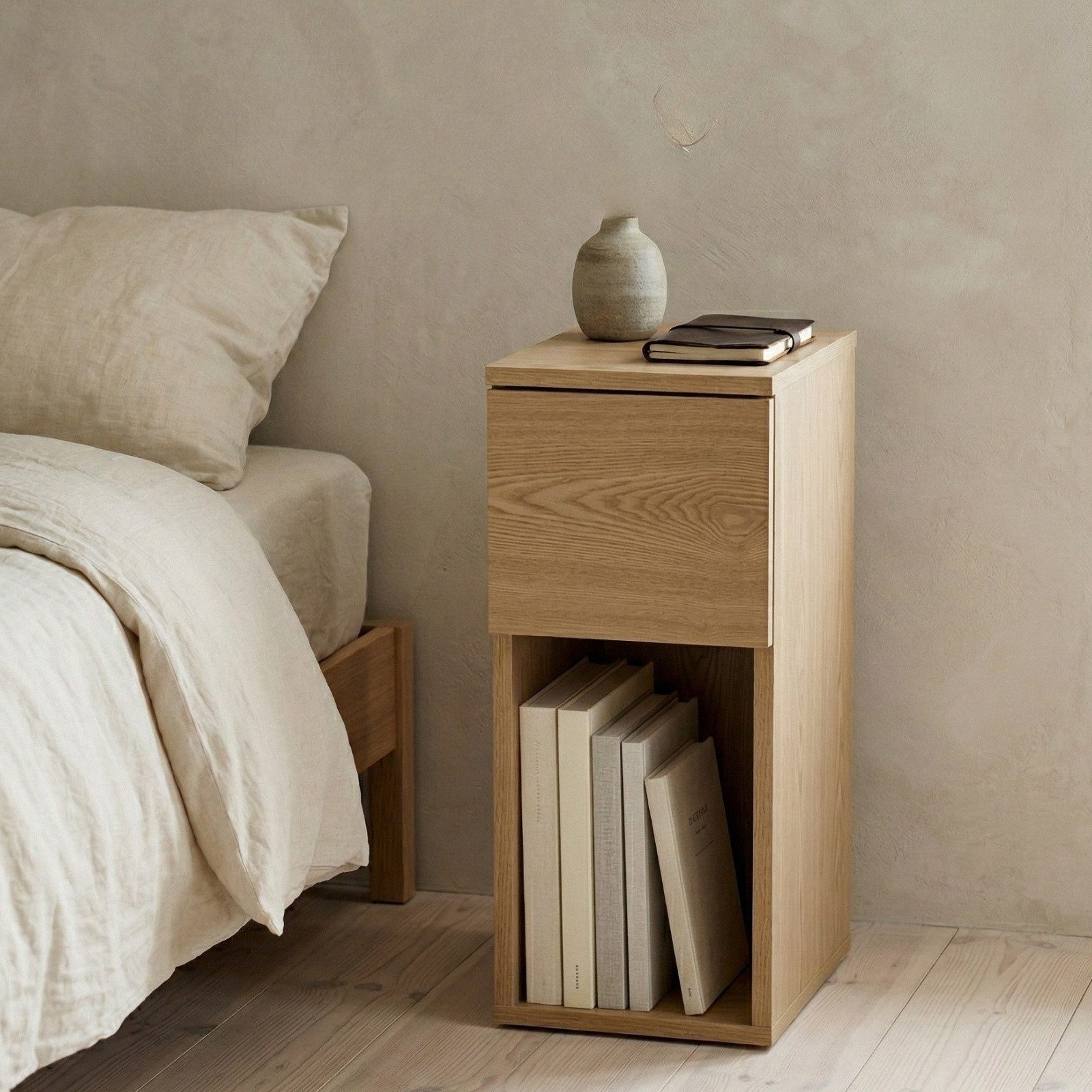 SCENA LIVING Beistelltisch Schmaler Beistelltisch TENY, 20 x 30 x 55 cm