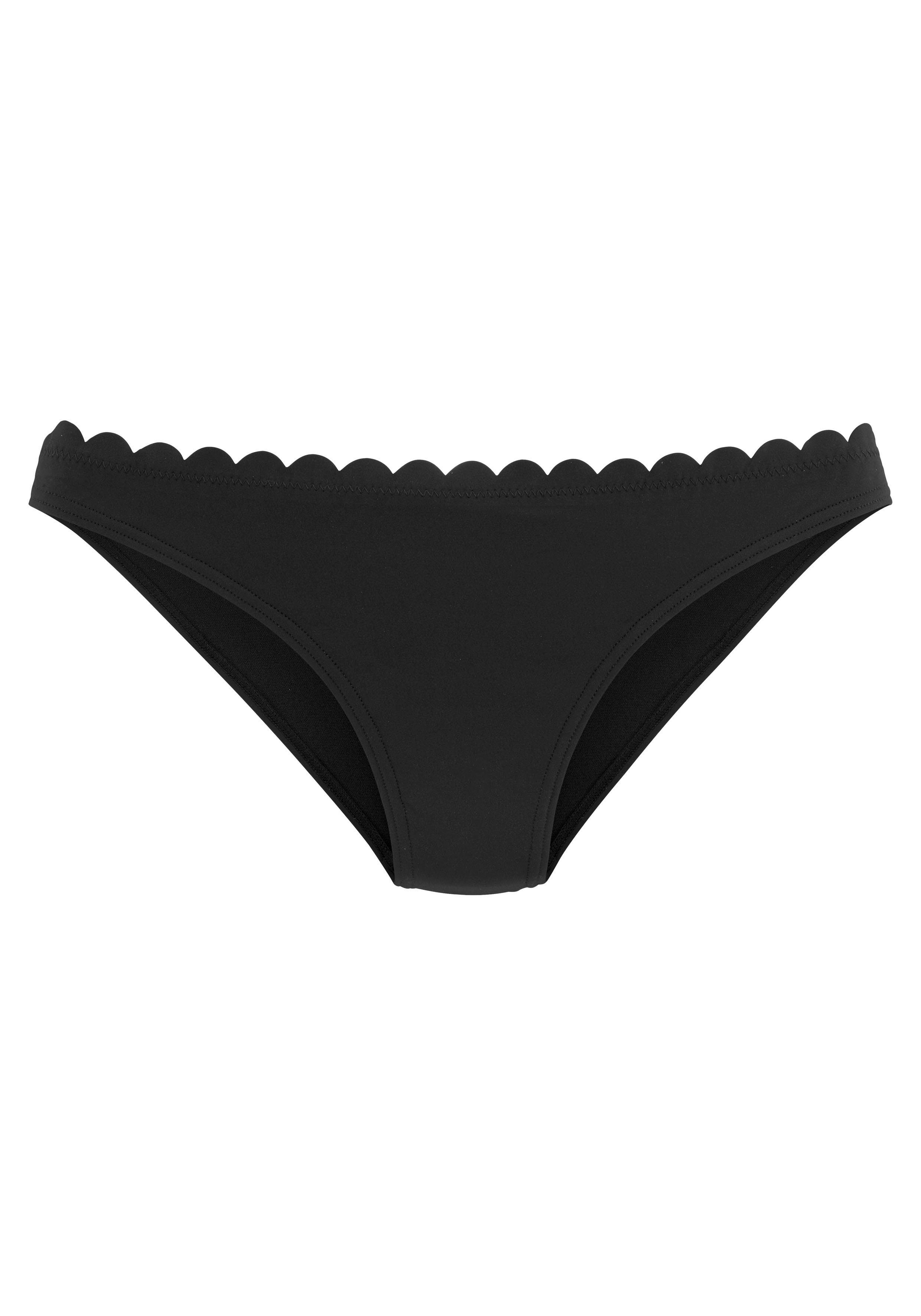 LASCANA Bikini-Hose Scallop mit gelaserter Wellenkante. € 29,99