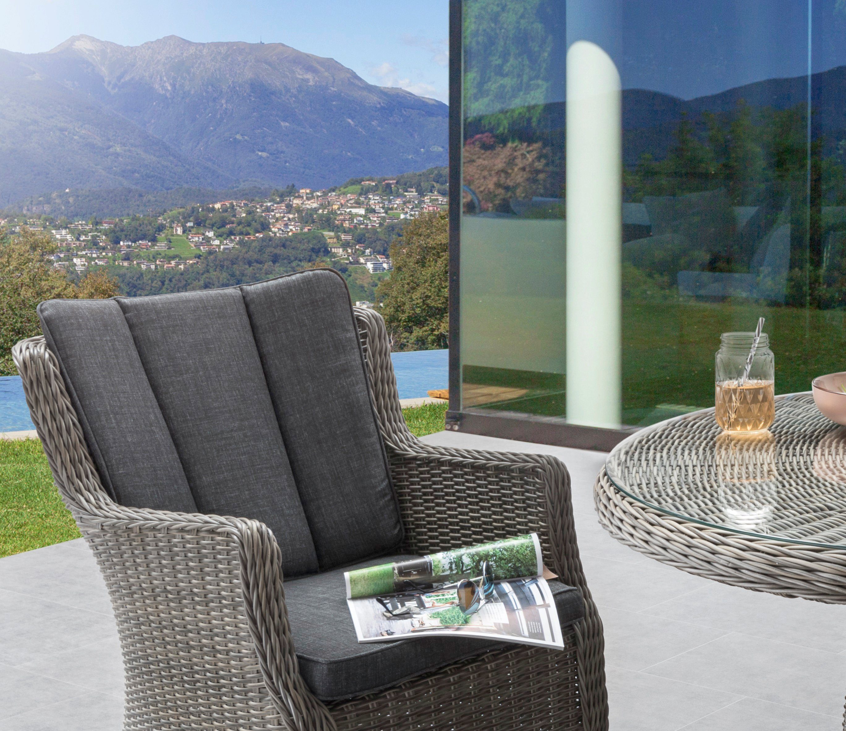Destiny Garten-Essgruppe LUNA, (13-tlg., 4x Sessel, 1x Tisch, inkl. Auflagen), Aluminium, Polyrattan